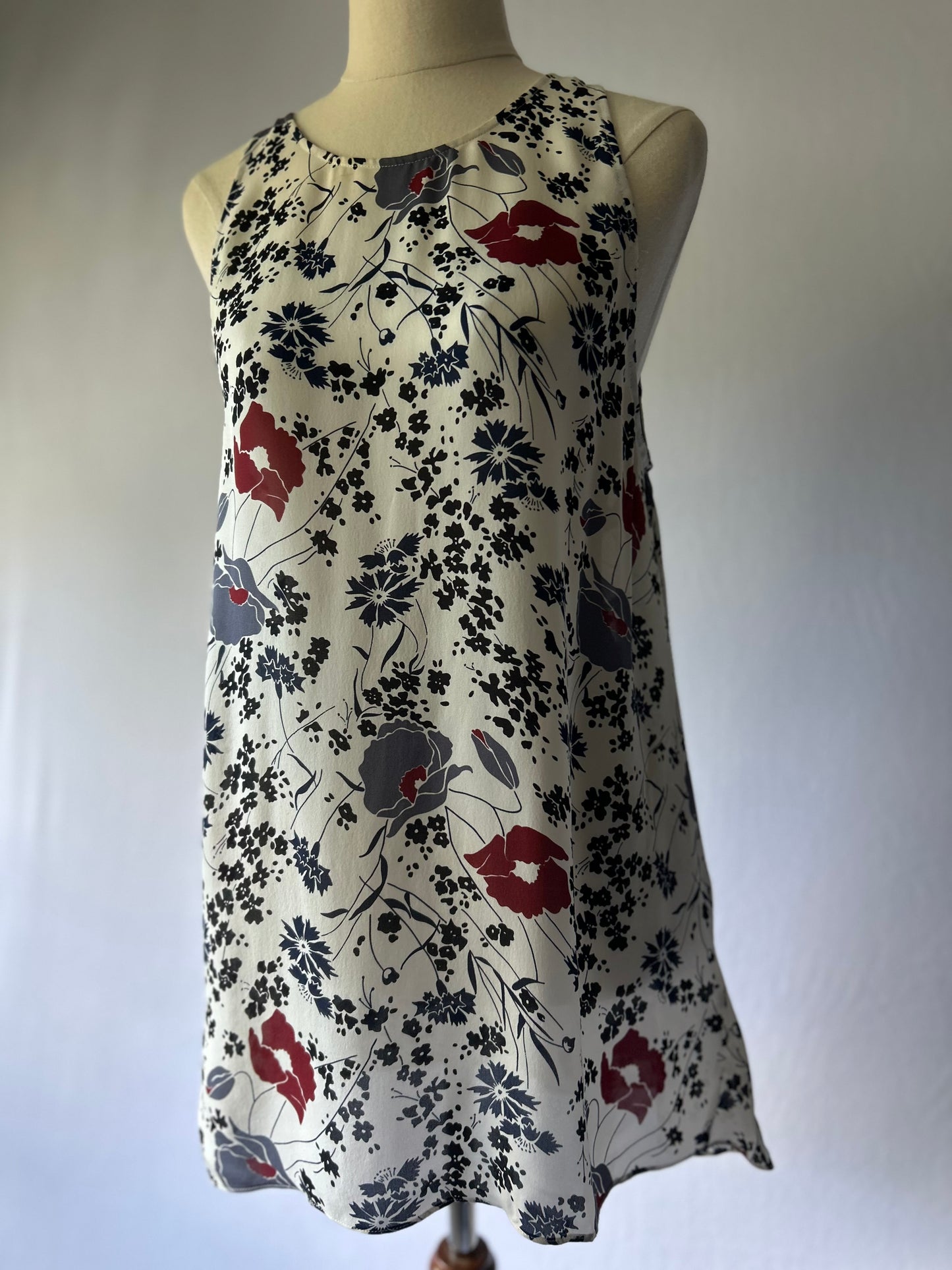 Theory Floral Silk Sleeveless Top – Size M