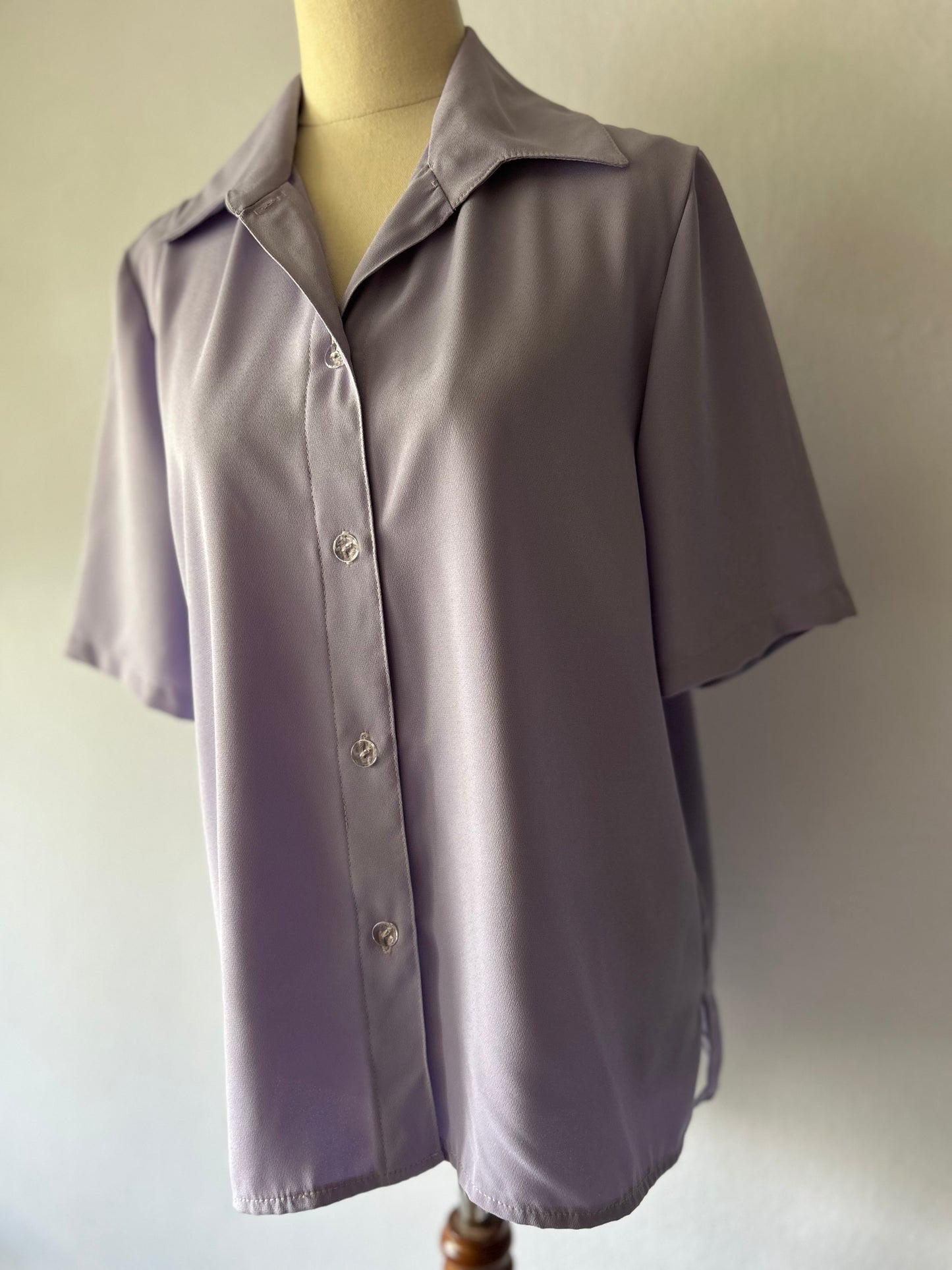 Lavender Button-Up Shirt, size L