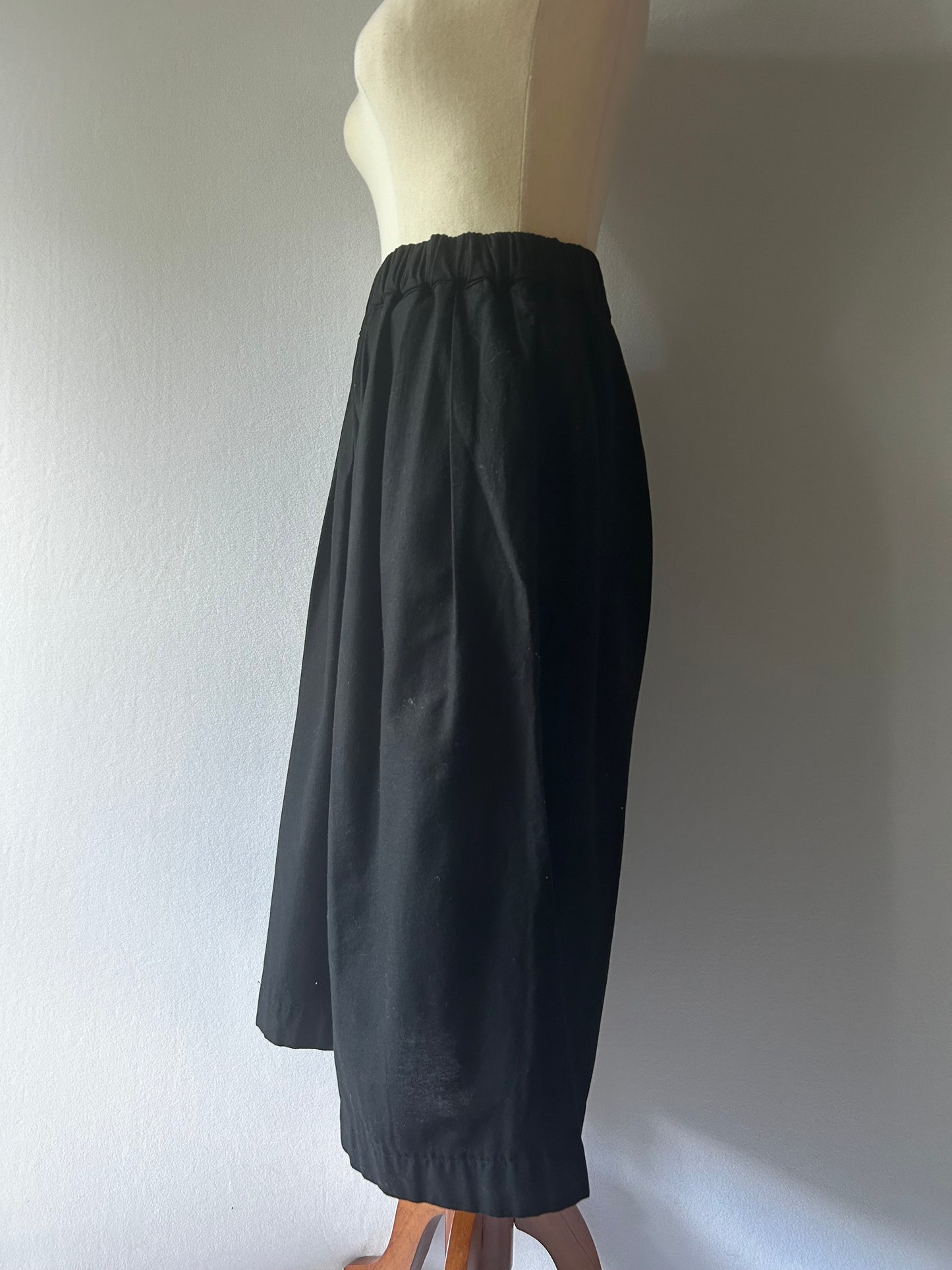 Black Pleated Cotton Midi Skirt with Pockets - Size M