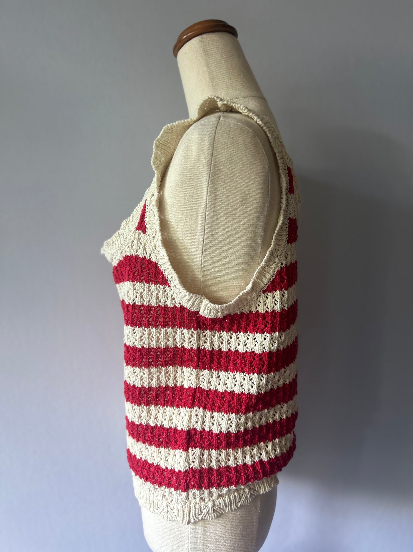 Red & Cream Striped Open-Knit Metallic Thread Tank Top - Size 14