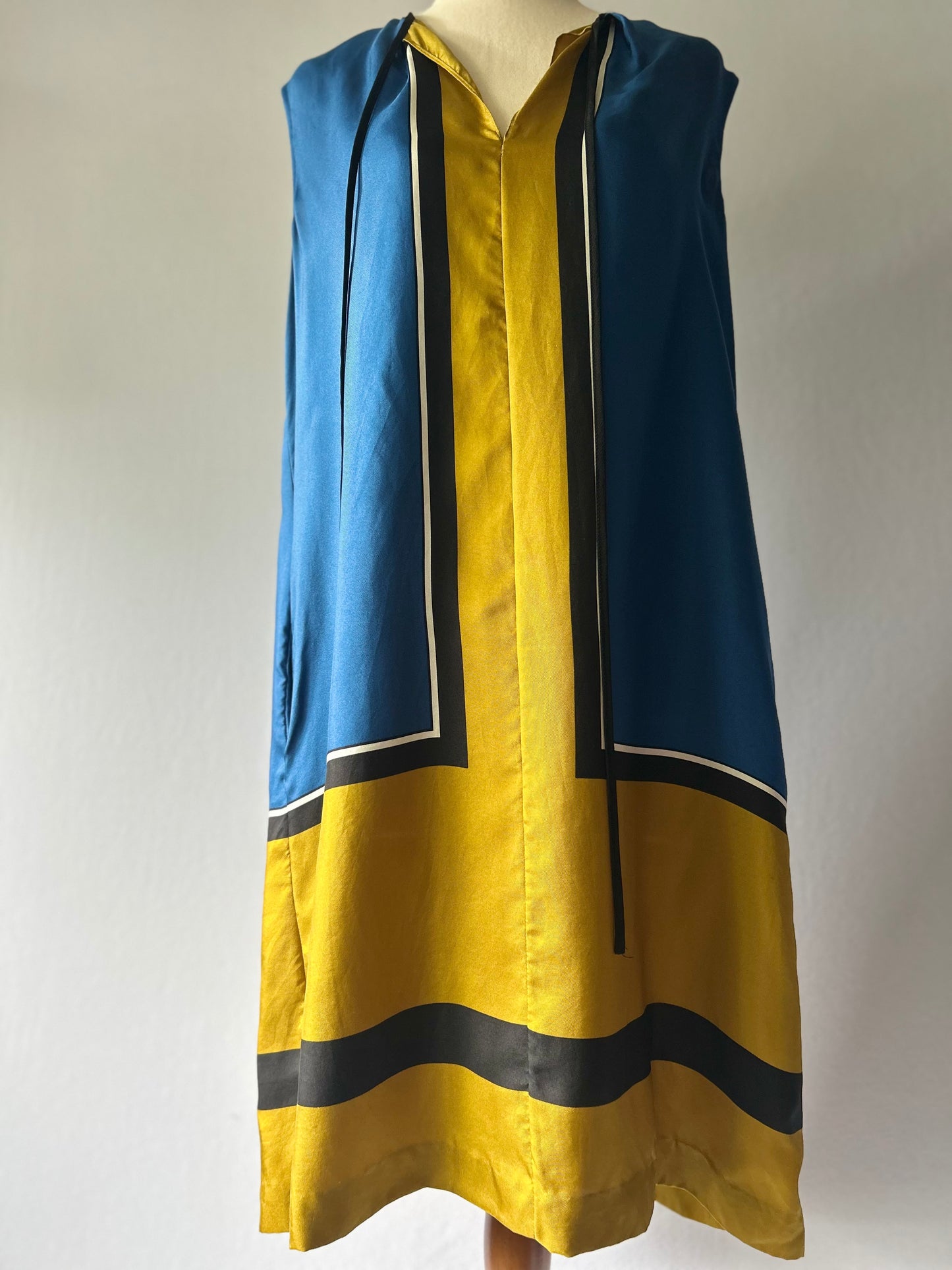 Diane von Furstenberg Geometric Color-Block Silk Shift Dress – Size 6