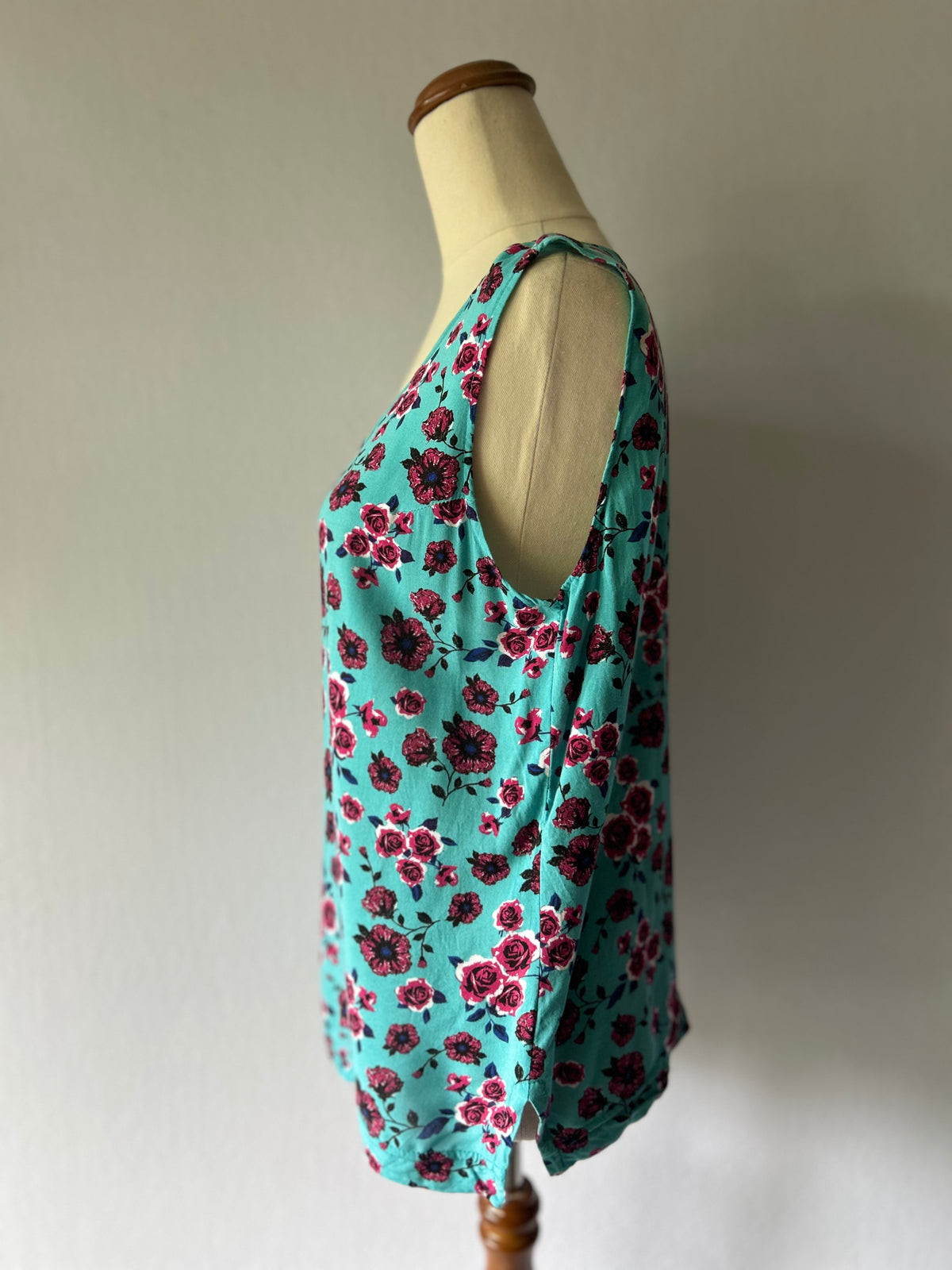 Turquoise Floral Viscose Sleeveless Top – Size S