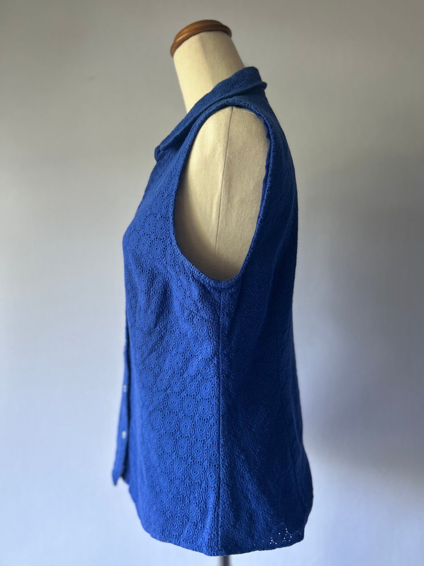 Blue Cotton Sleeveless Shirt – Size 12