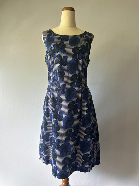 Floral Blue Dress – Size 14 – 97% Cotton, 3% Elastane