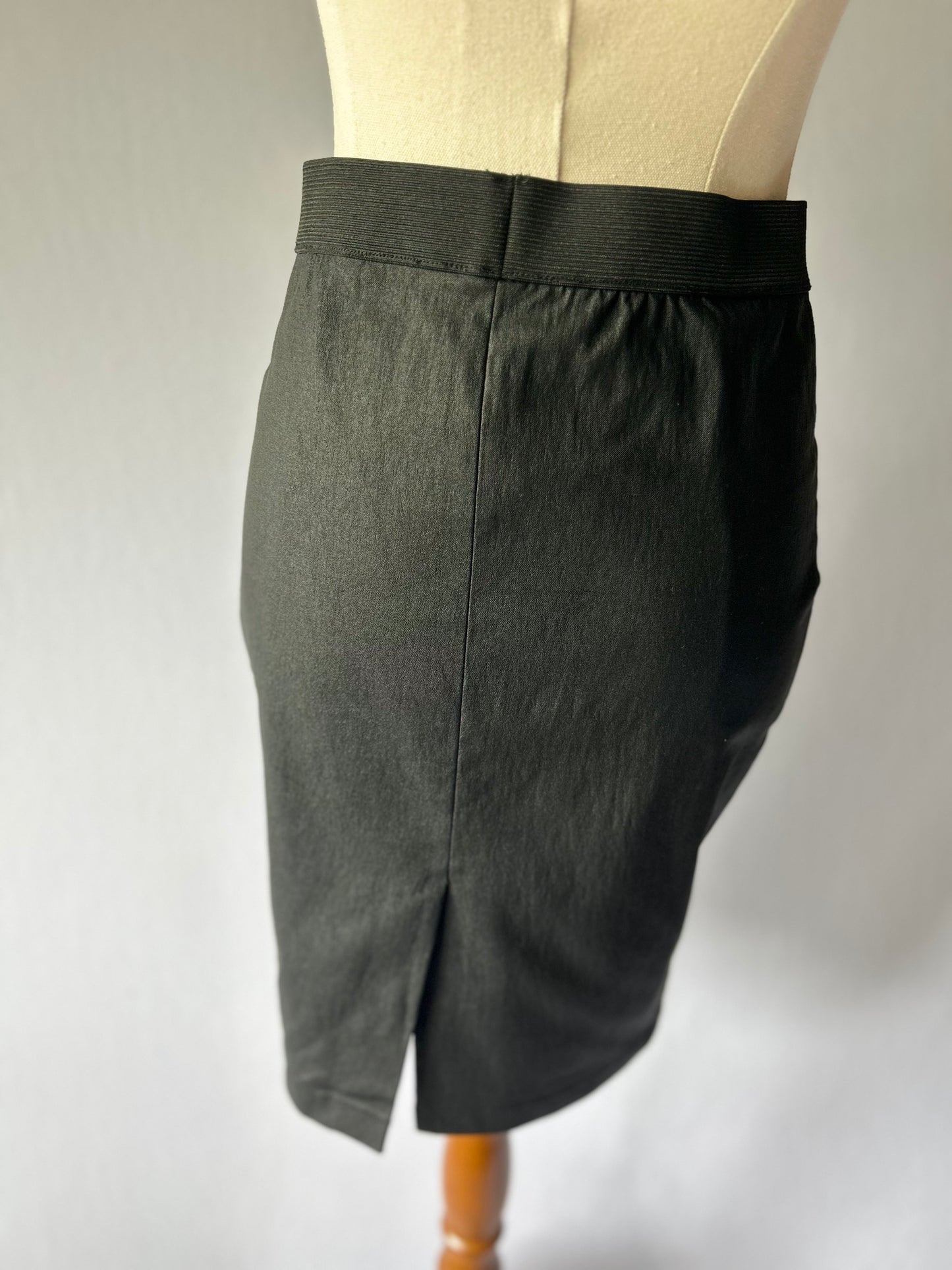 Storm Black Structured Bodycon Skirt – Size 8