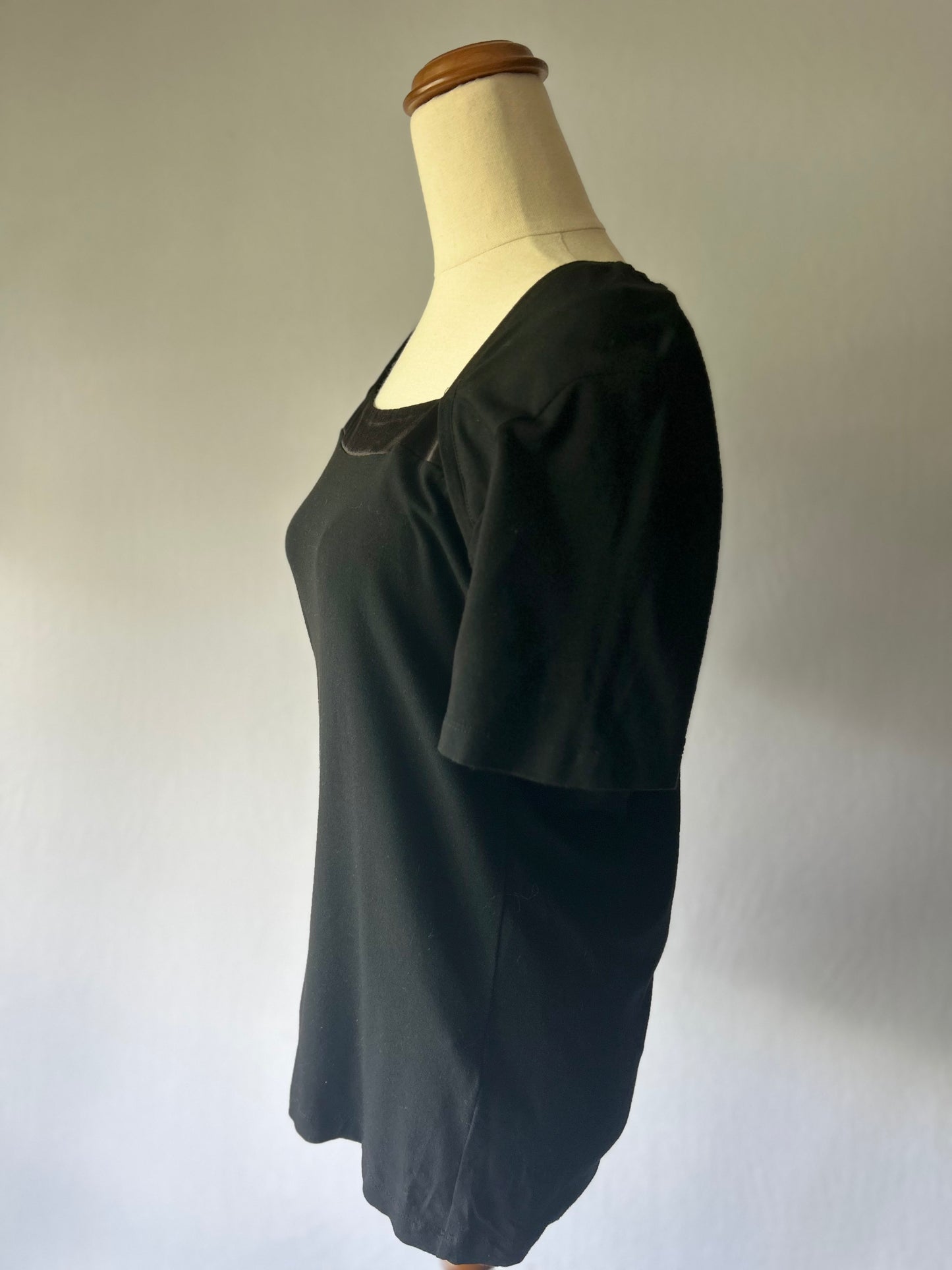 TOAT Black Top – Size 10, Made in New Zealand, Viscose Blend
