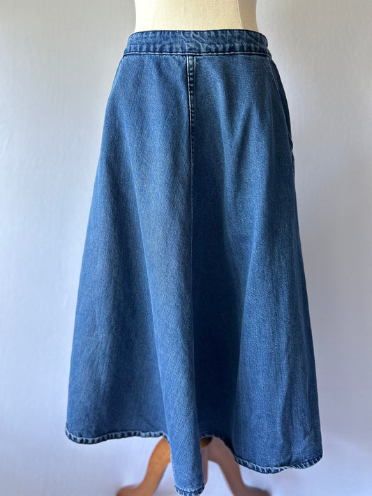 Neuw mid denim skirt – Size 8