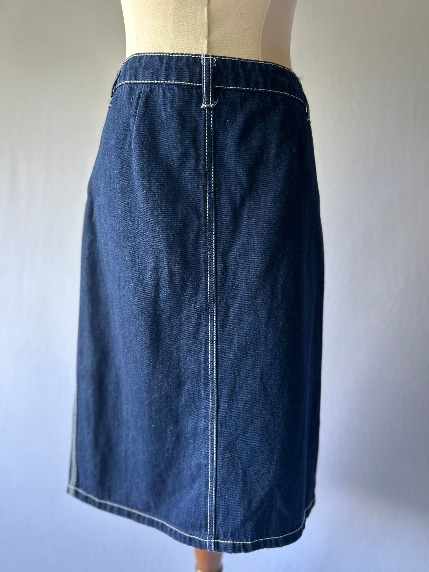 Dark Denim Button-Front Mini Skirt – Size 8