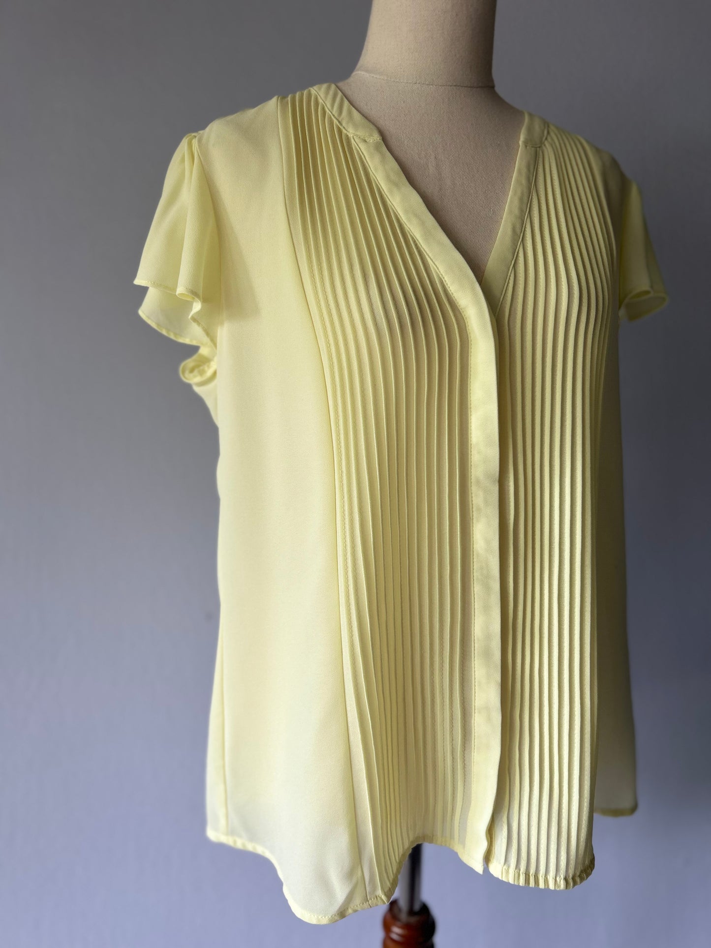 OLIVER BLACK Pleated Front Blouse - Lemon Yellow