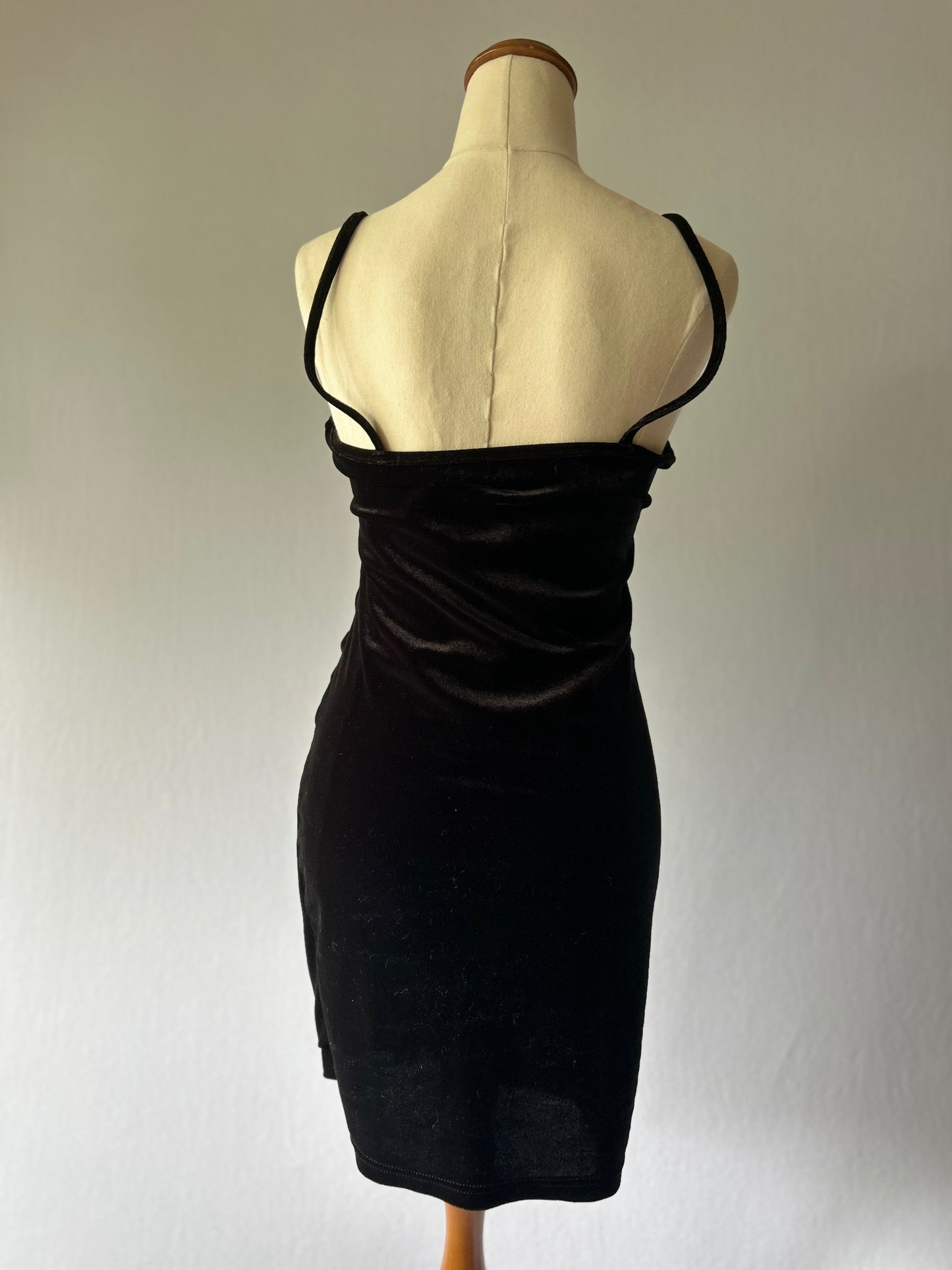 Black Crushed Velvet Ruched Bodycon Midi Dress - Size M