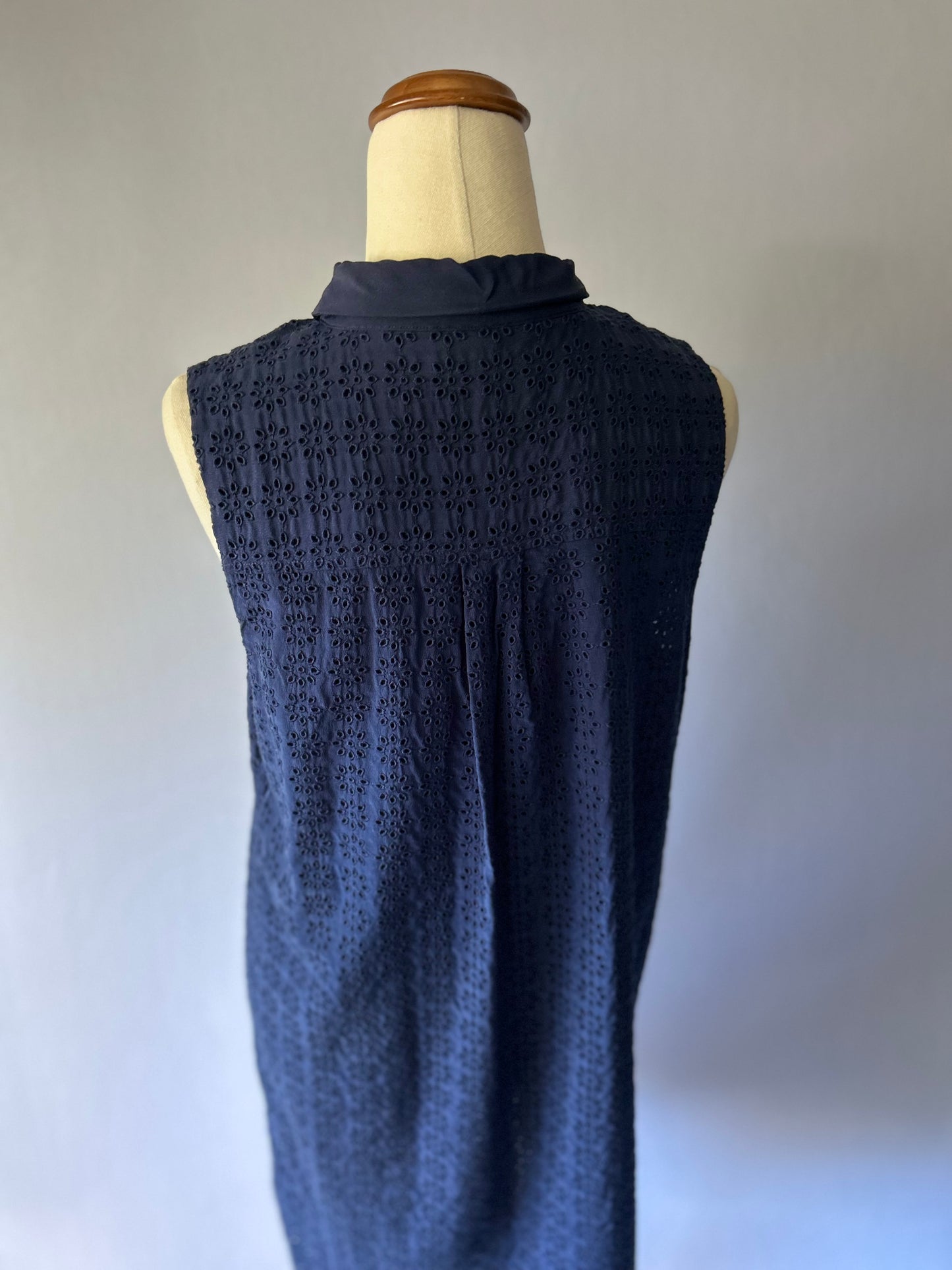 Navy 100% Silk Broderie Anglaise Sleeveless Shirt Dress – Size M
