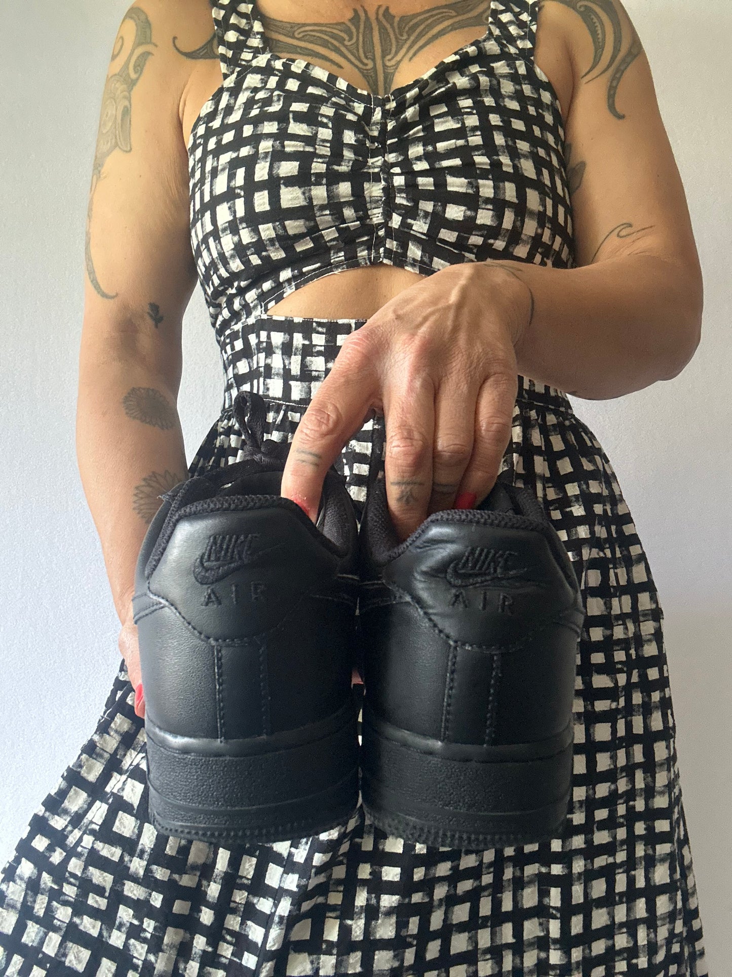 Nike Air Force 1 Black – US 8.5 / UK 7.5 / EUR 42