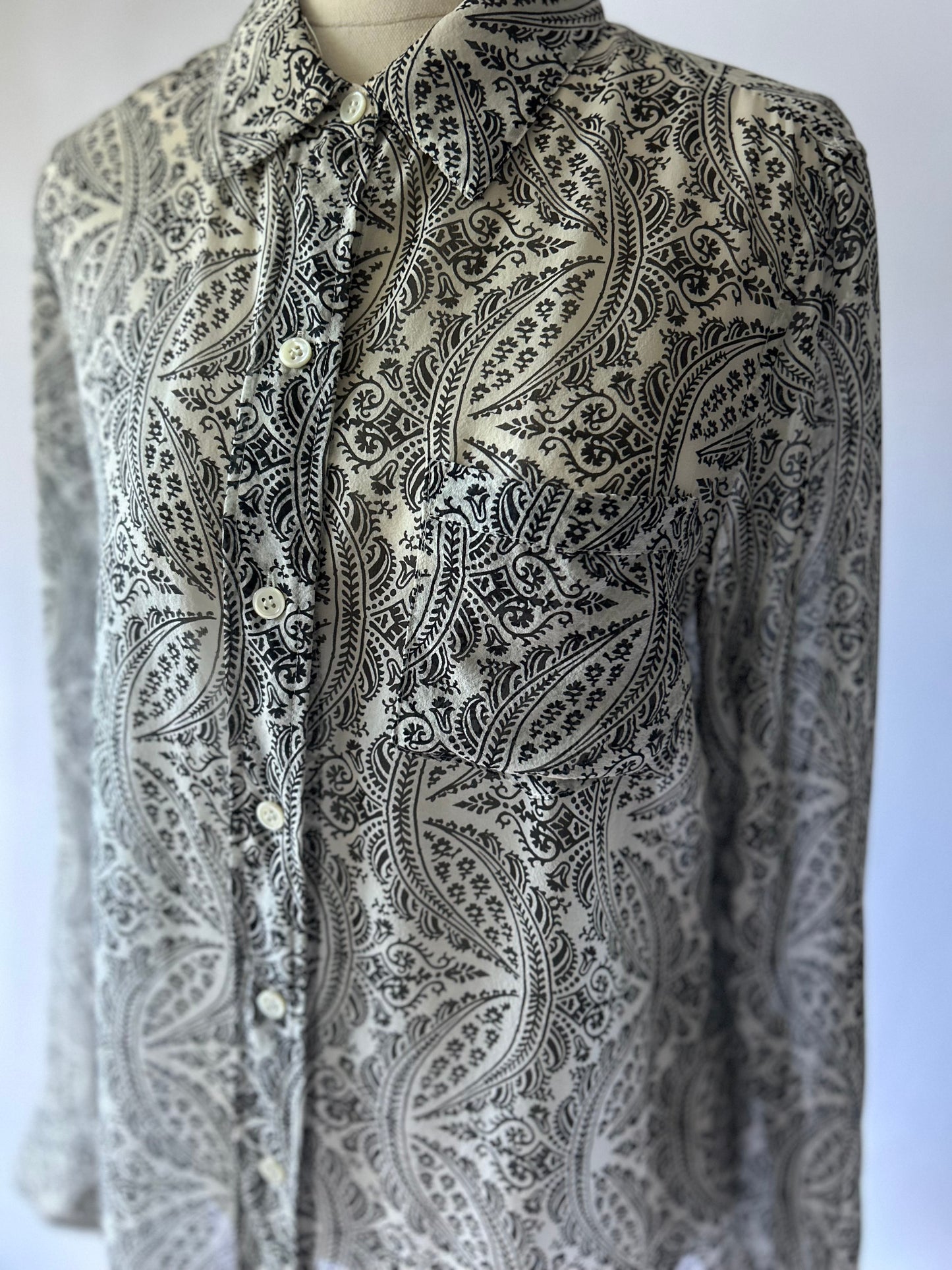 Theory Silk Button-Up Shirt – Black & White Paisley, Size S