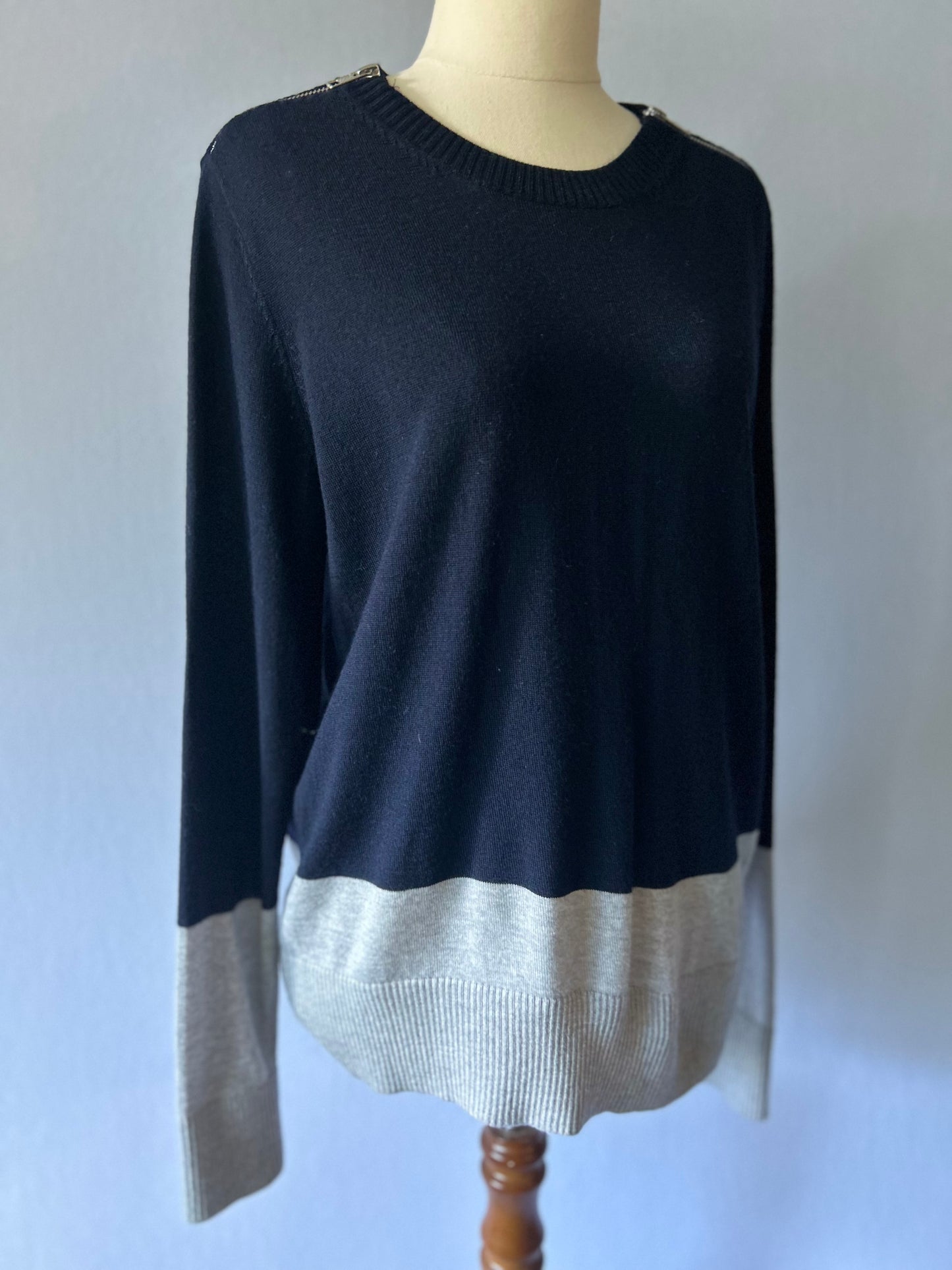 100% Merino Wool Colour-Block Knit - Size M | Navy & Grey with Zipper Detail