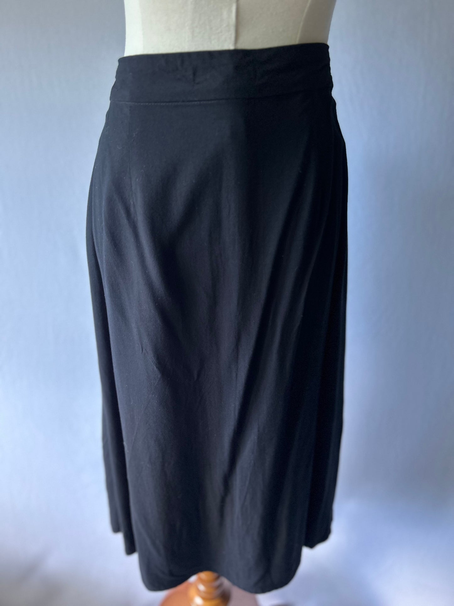 Black Mid-Length Viscose Skirt – Size 38 / Small