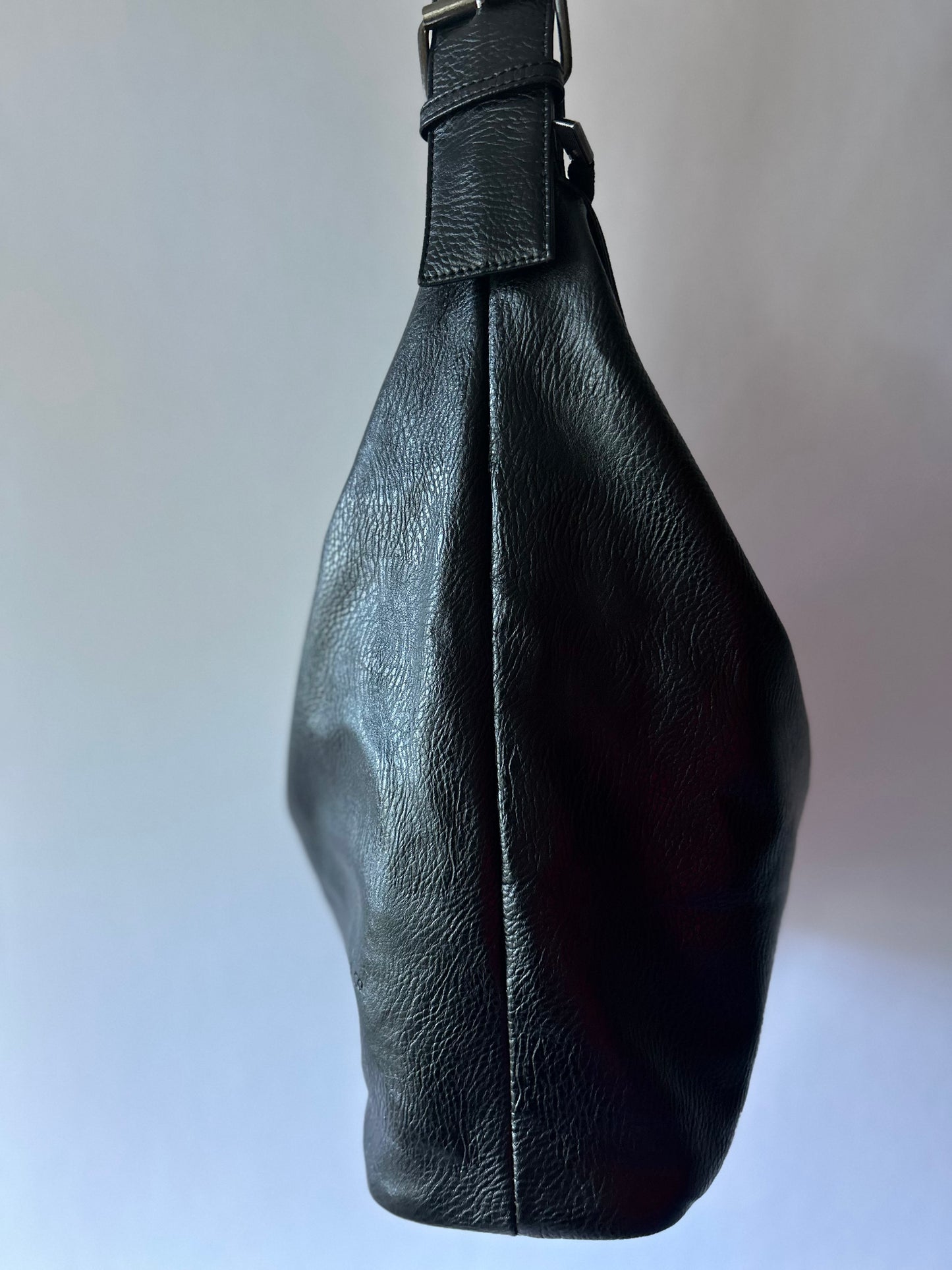 Minimalist Slouchy Faux Leather Hobo Bag - Black