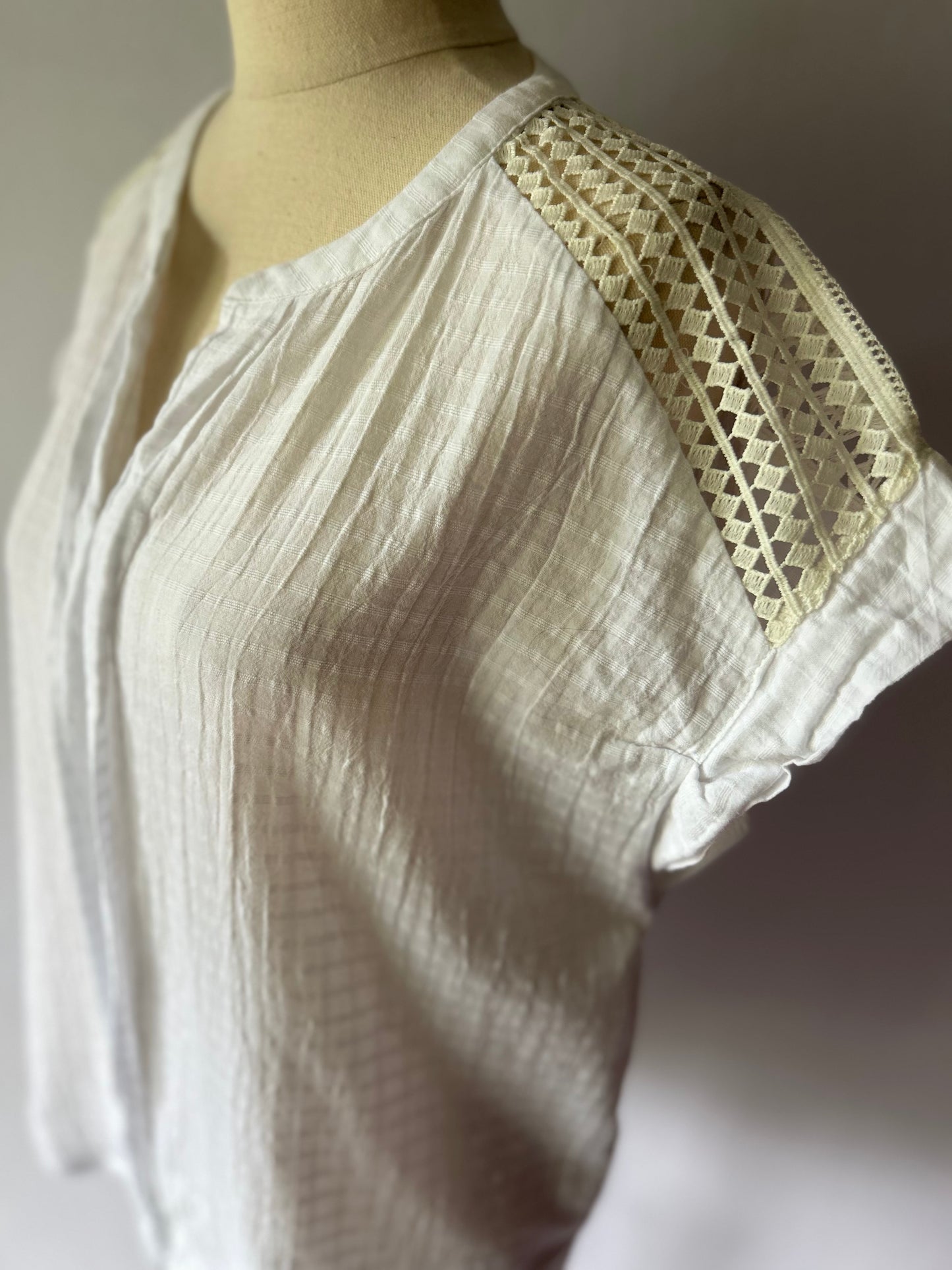 White Textured Boho Blouse with Lace Detail - Size M
