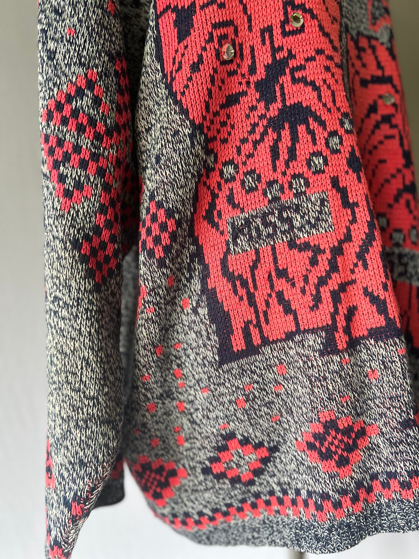 Vintage Knit Sweater – Size L