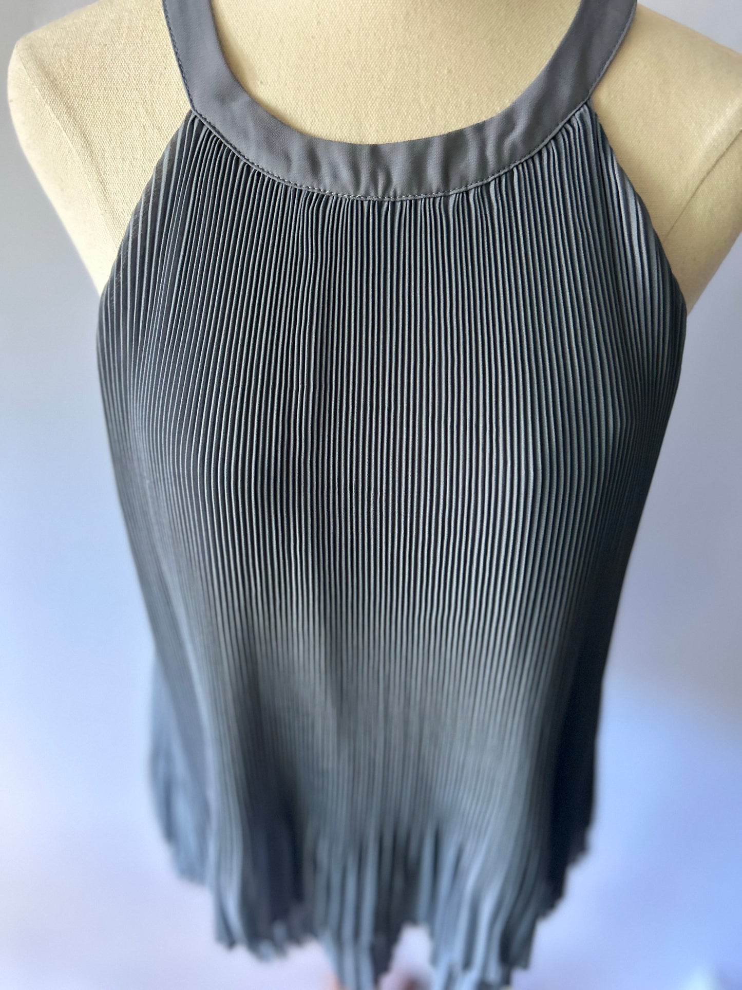 Storm Plissé Tiered Halter Top - Grey - Size 10