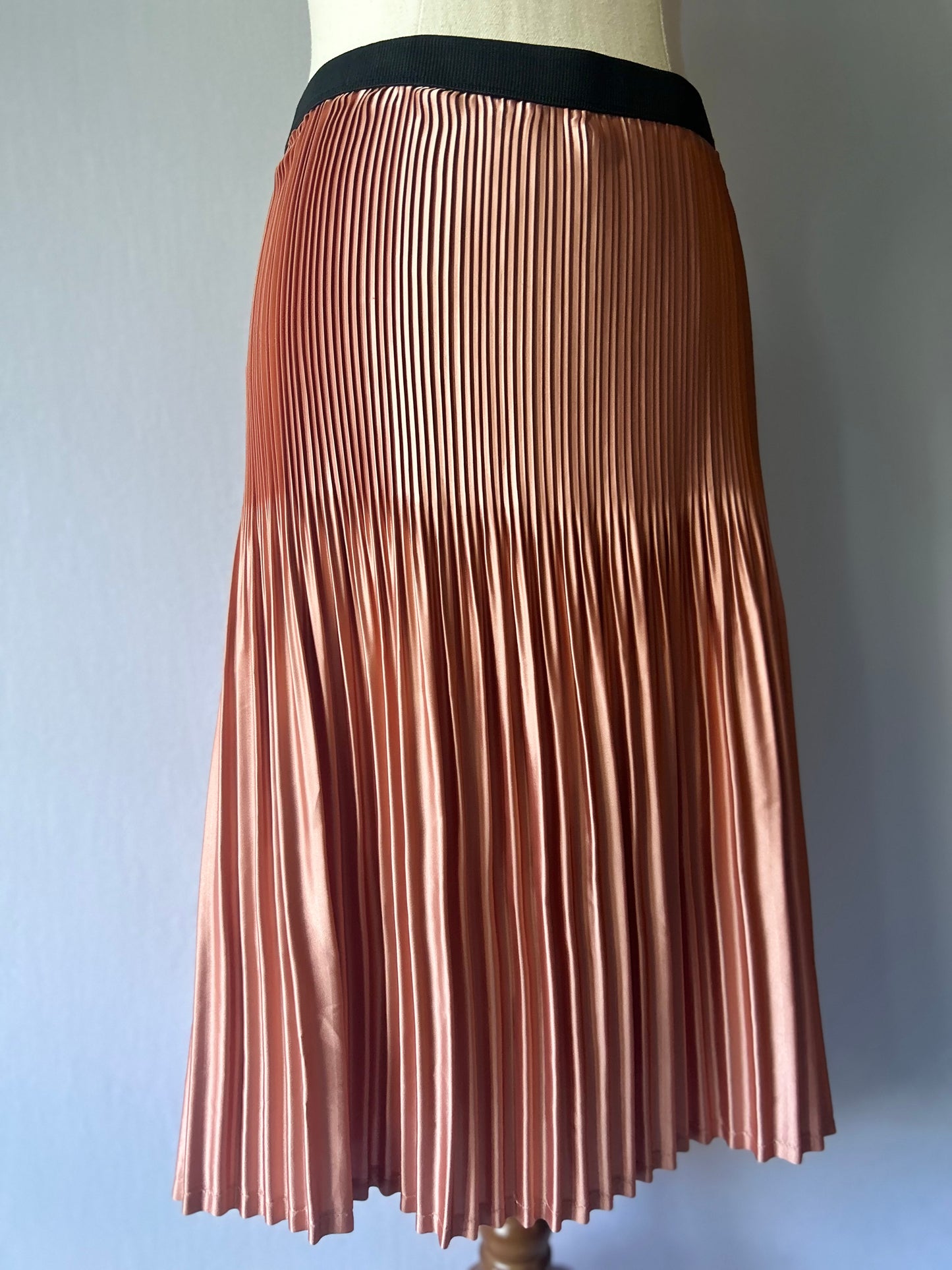 Metallic Peach Satin Pleated Midi Skirt - Size M