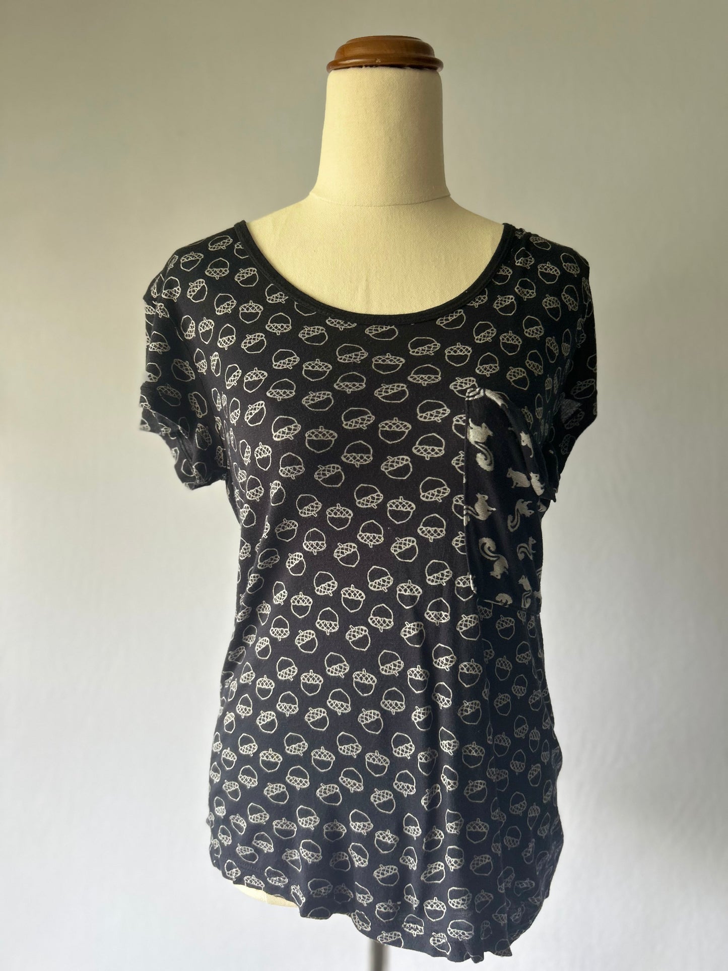 Navy Cotton T-Shirt with Nuts Print – Size Small