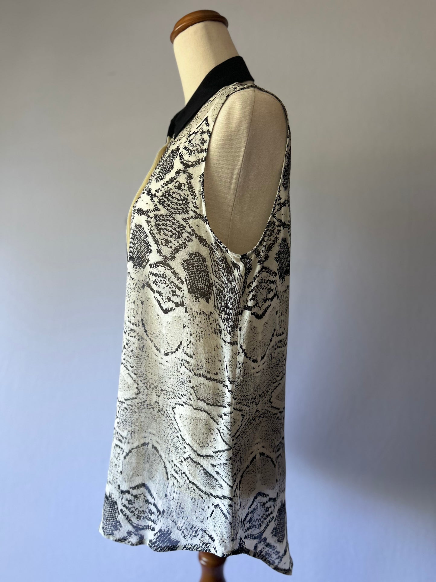 Saba Silk Sleeveless Shirt – Size 10, Black & White Python Print
