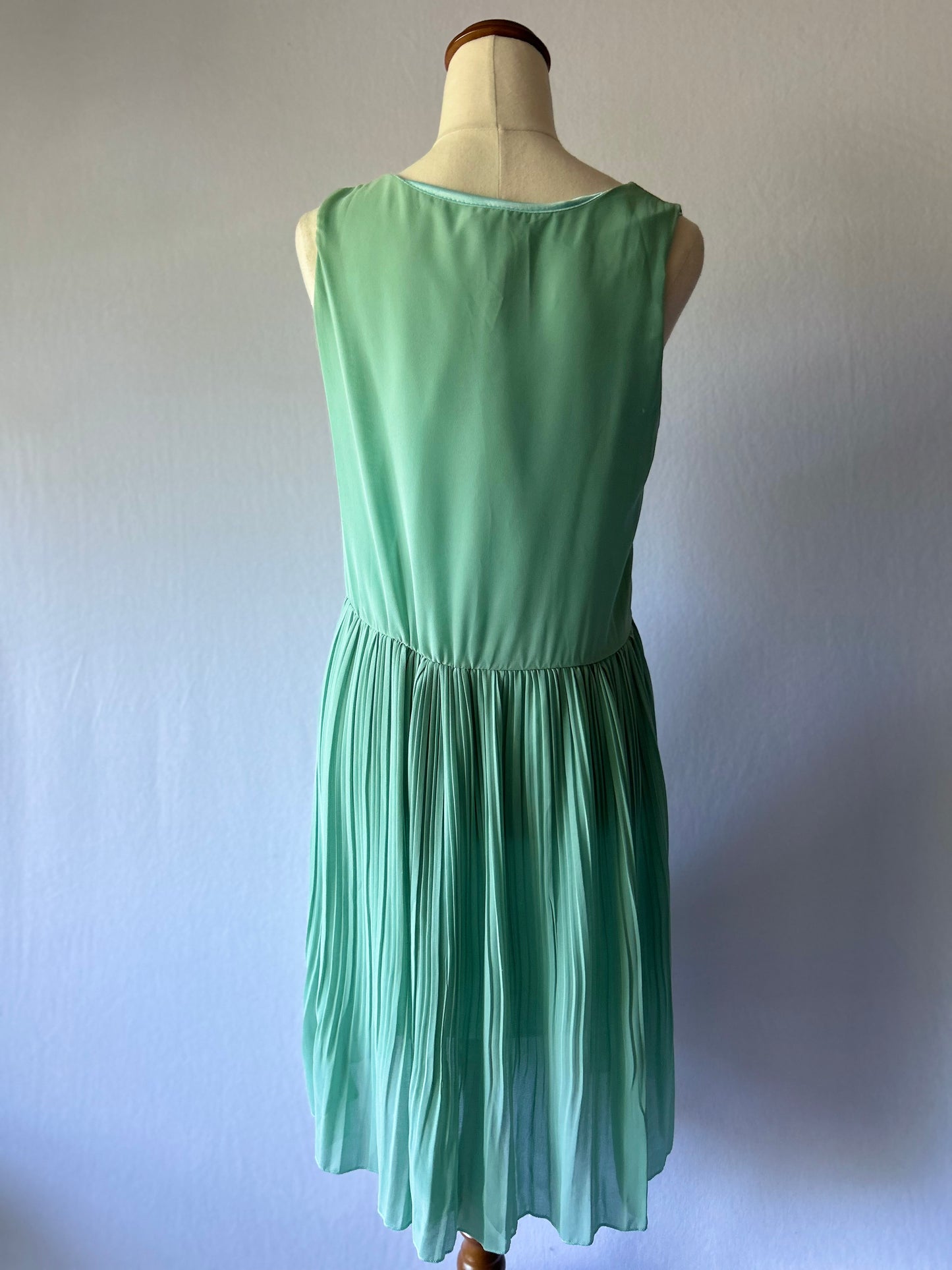 Mint Green Dress – Size Small (Polyester)
