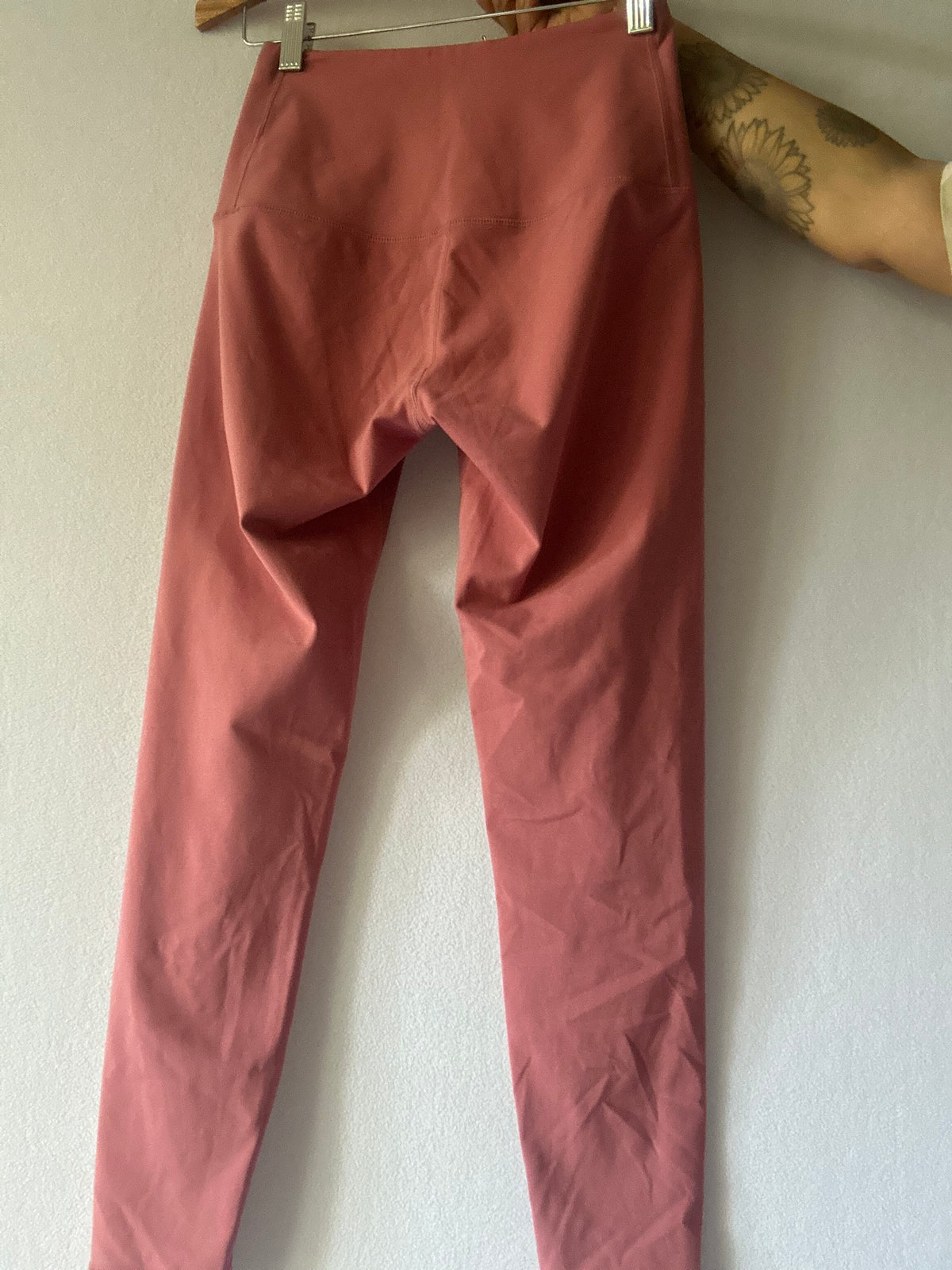 Cleo Harper Dusty Rose High-Waisted Active Leggings - Size S