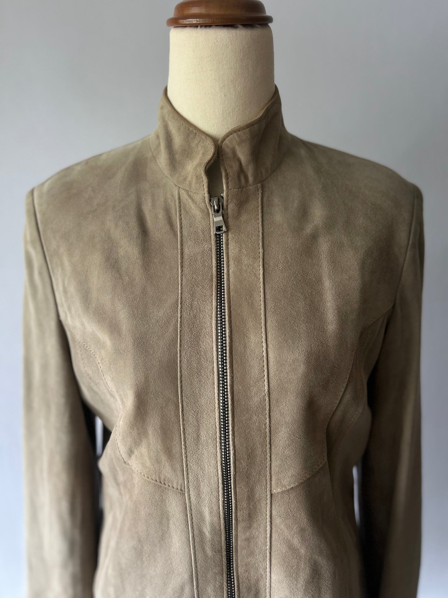 Soft Sand Genuine Suede Leather Zip-Front Jacket – Size 42