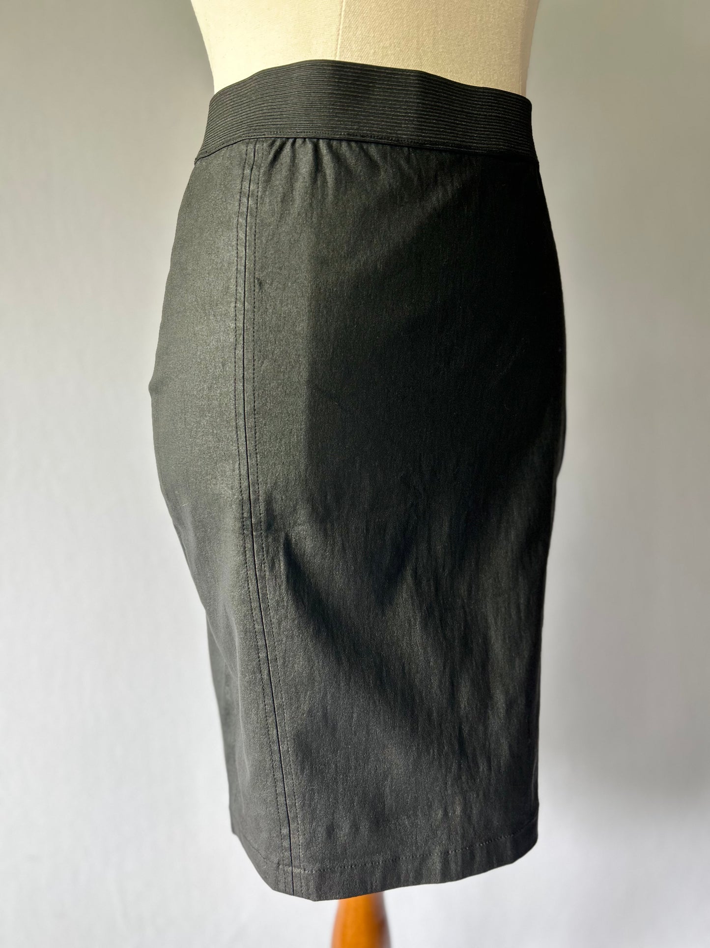 Storm Black Structured Bodycon Skirt – Size 8