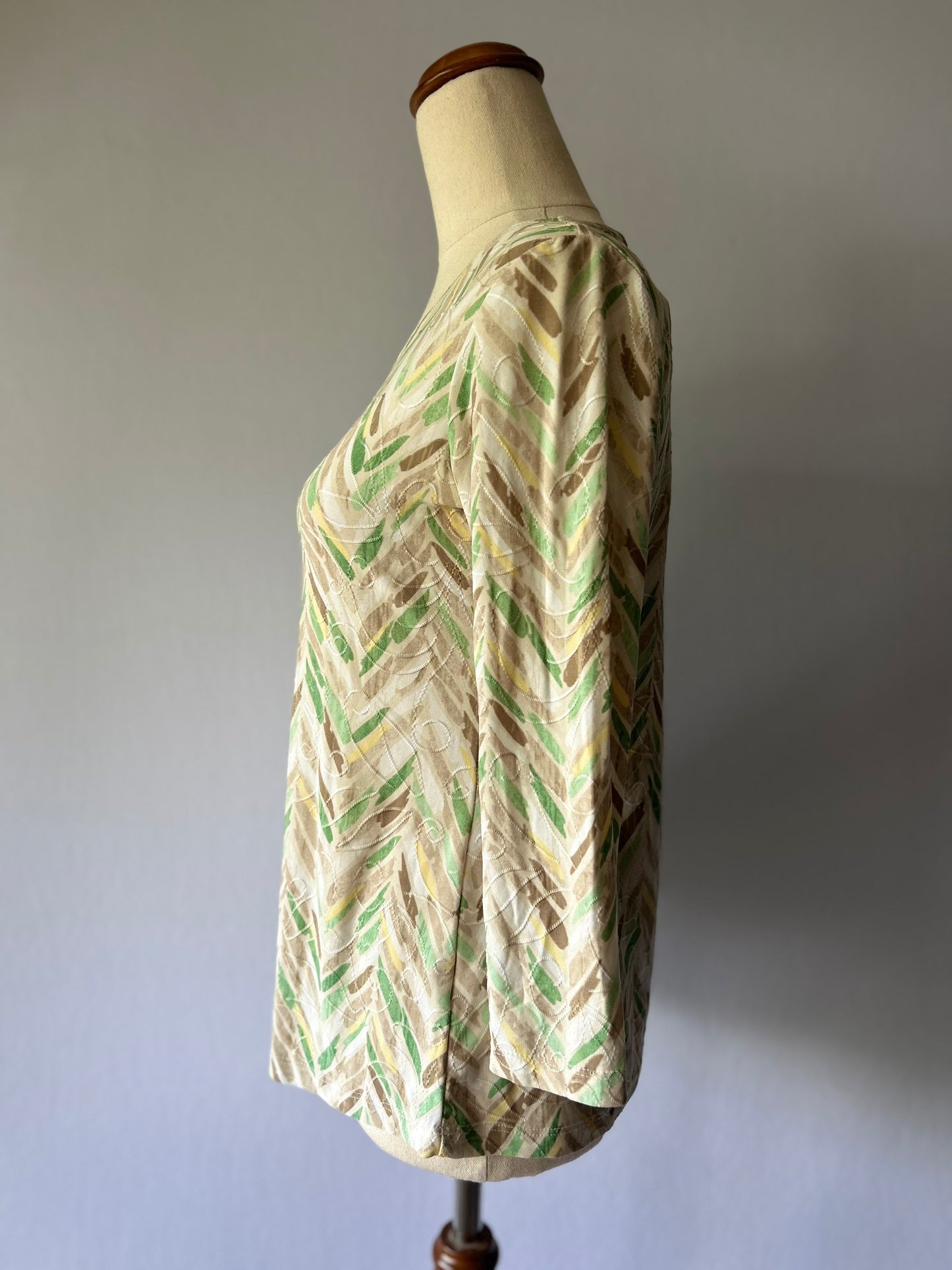 Earth-Toned Chevron Patterned Top – Size Small