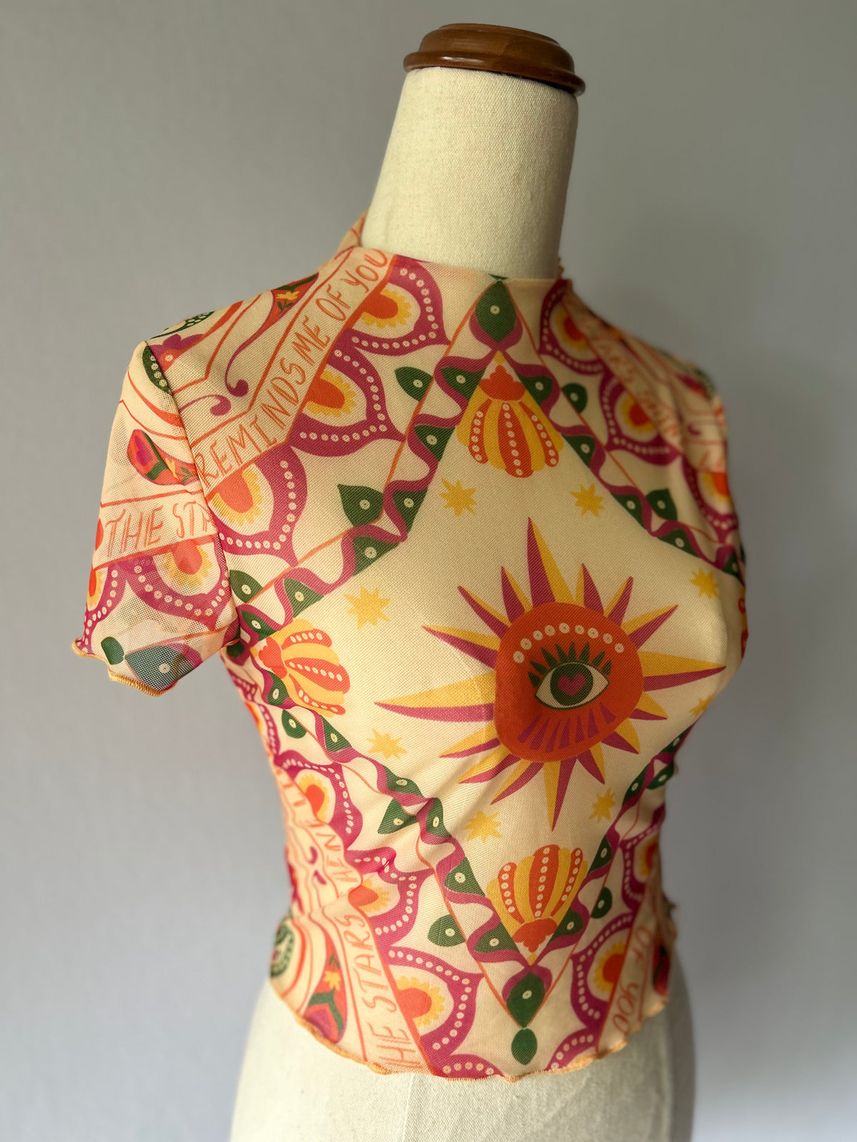 Sun Print Mesh Short Sleeve Top – Size XS