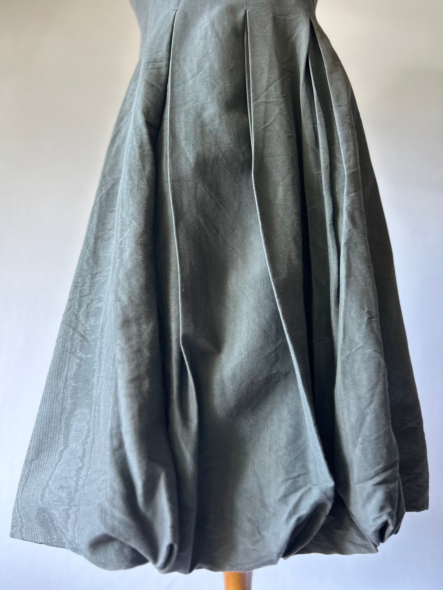 Annah S Balloon Dress – Size 12, Made in New Zealand