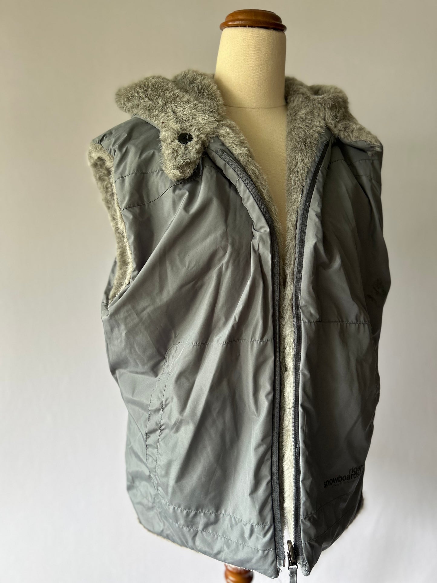 Ride Snowboards Reversible Faux-Fur & Nylon Puffer Vest - Size L