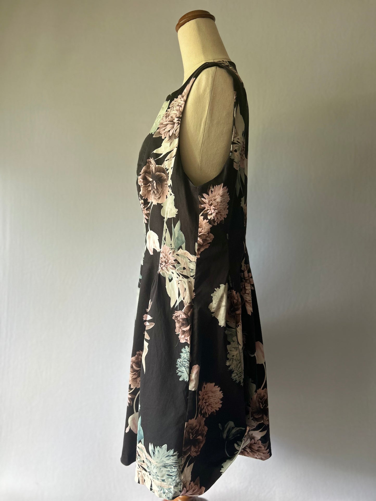 Black Floral Dress – Size 16