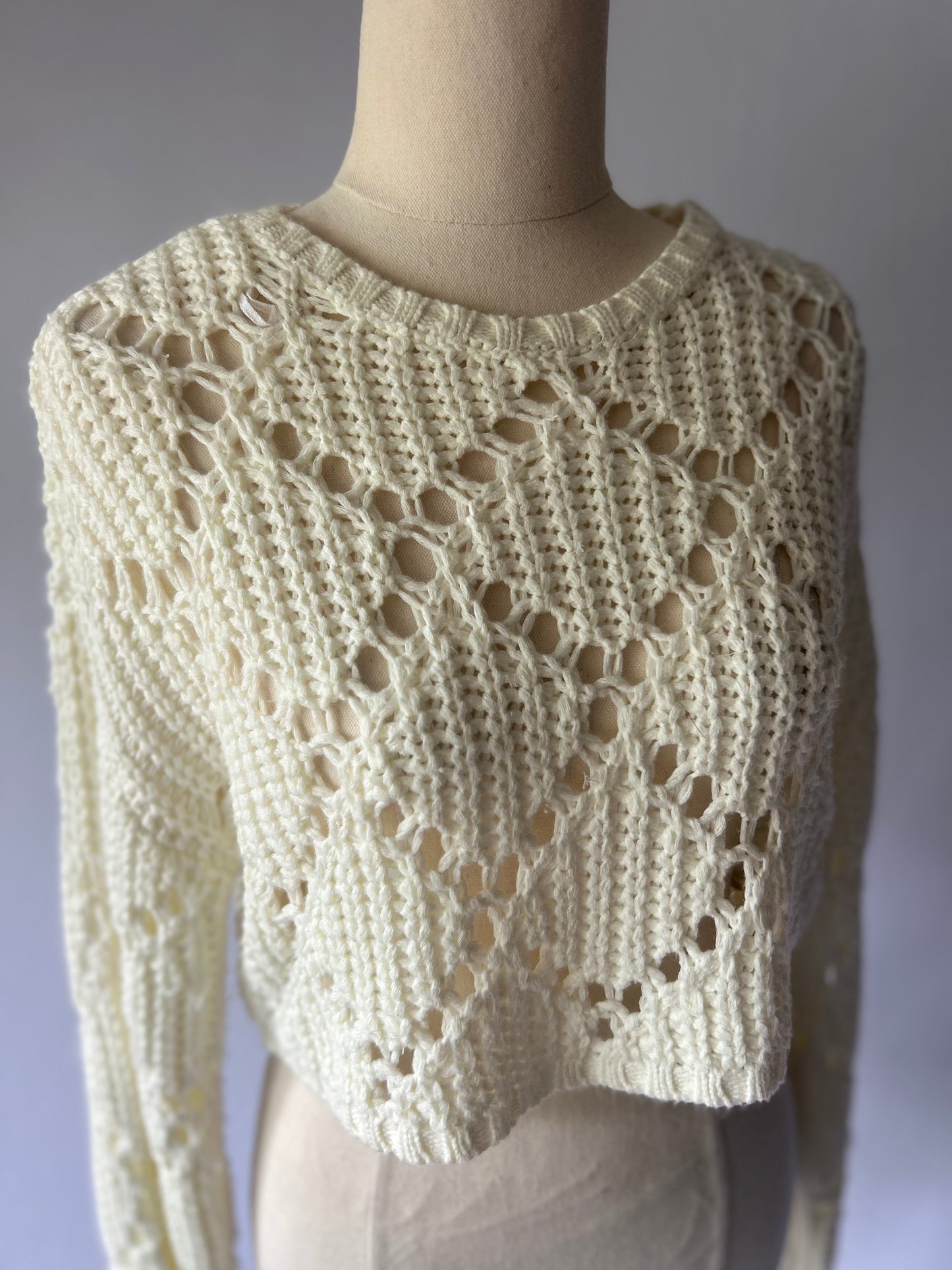 Vanilla Crochet Cropped Top – Size Small