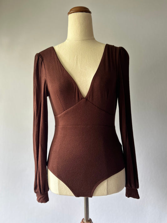 Deep V-Neck Long Sleeve Bodysuit – Size S