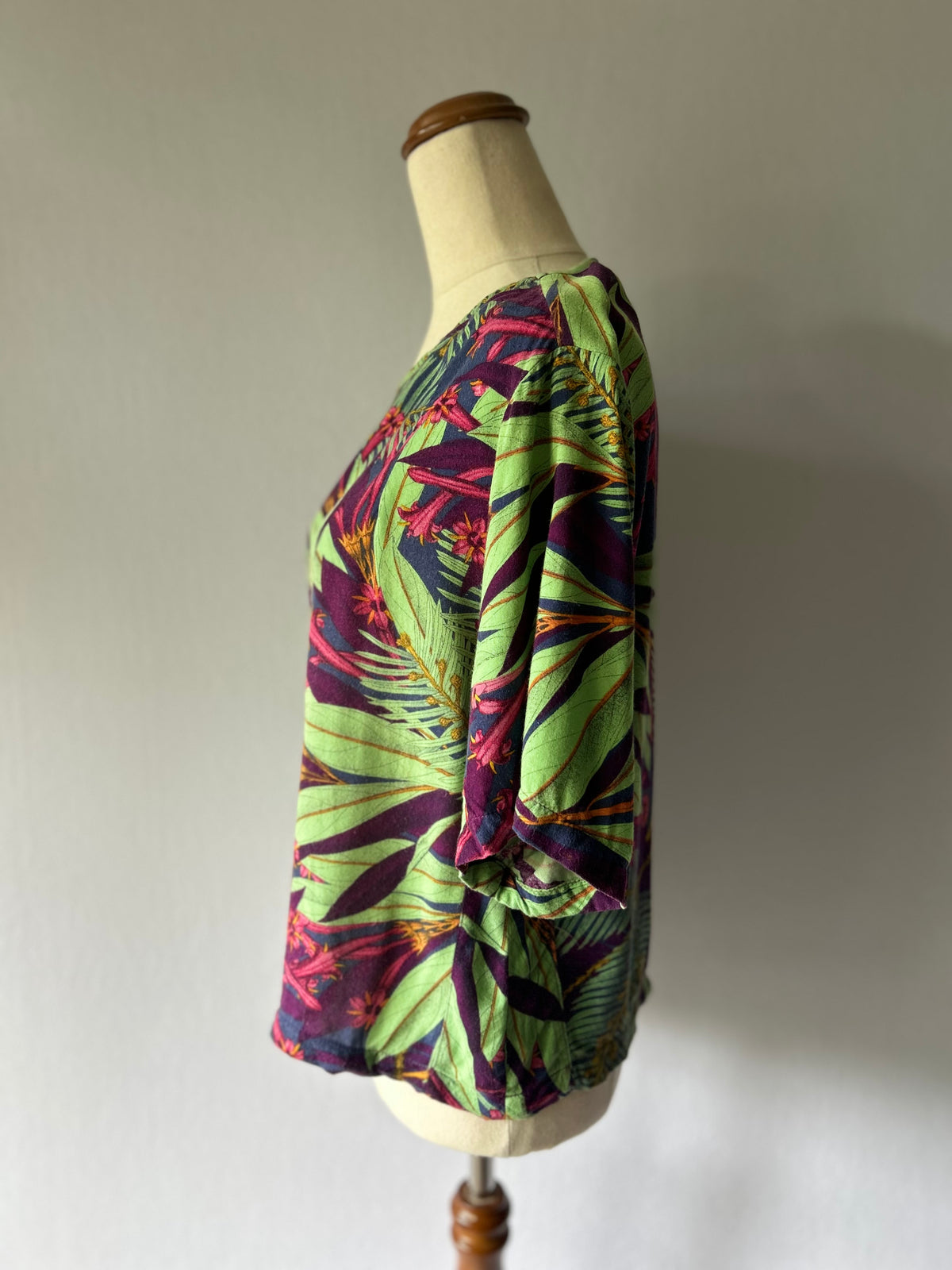 Hering Botanical Print Viscose Top – Size S