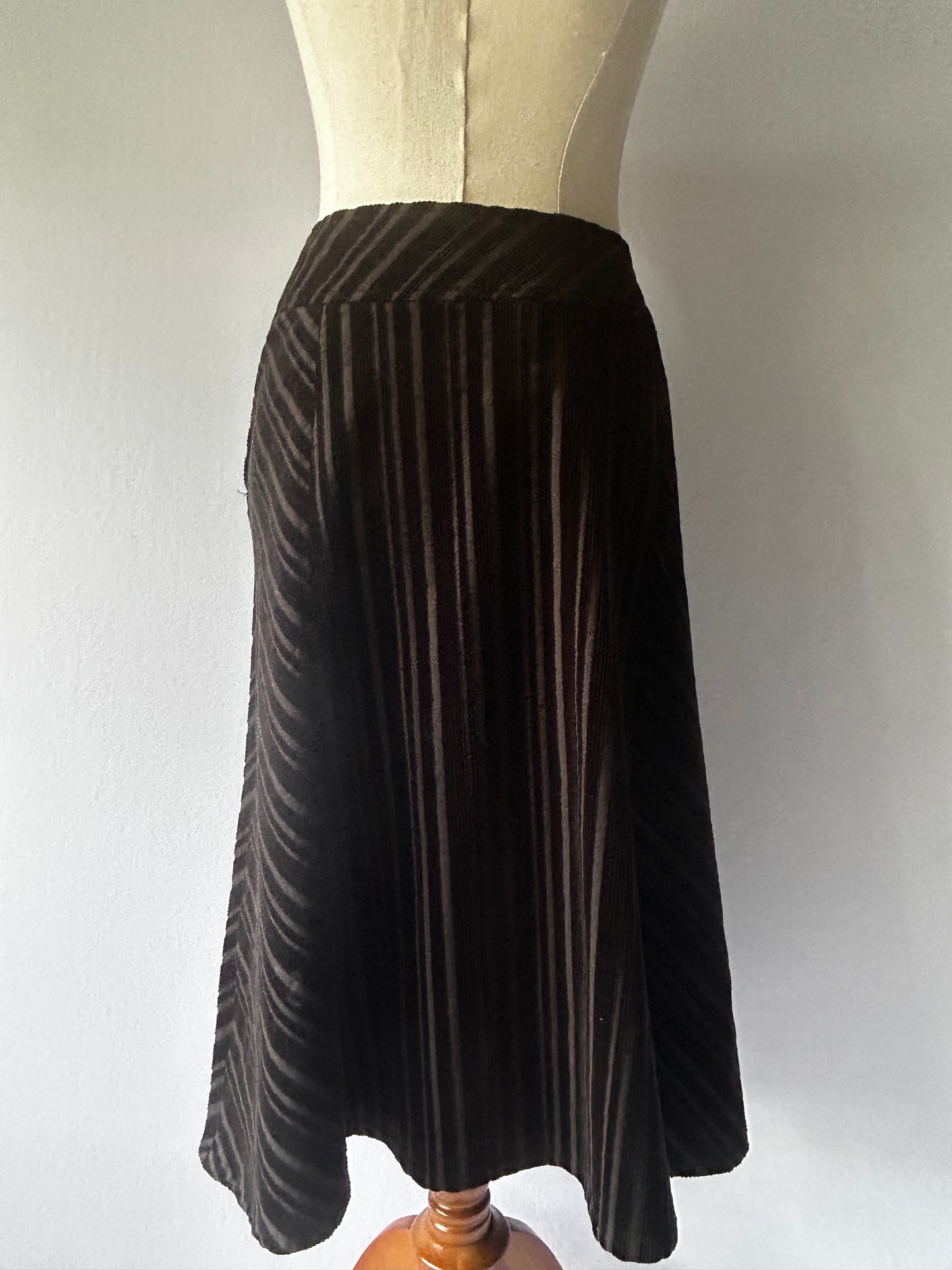 Noir Striped Corduroy A-Line Skirt – Size 12