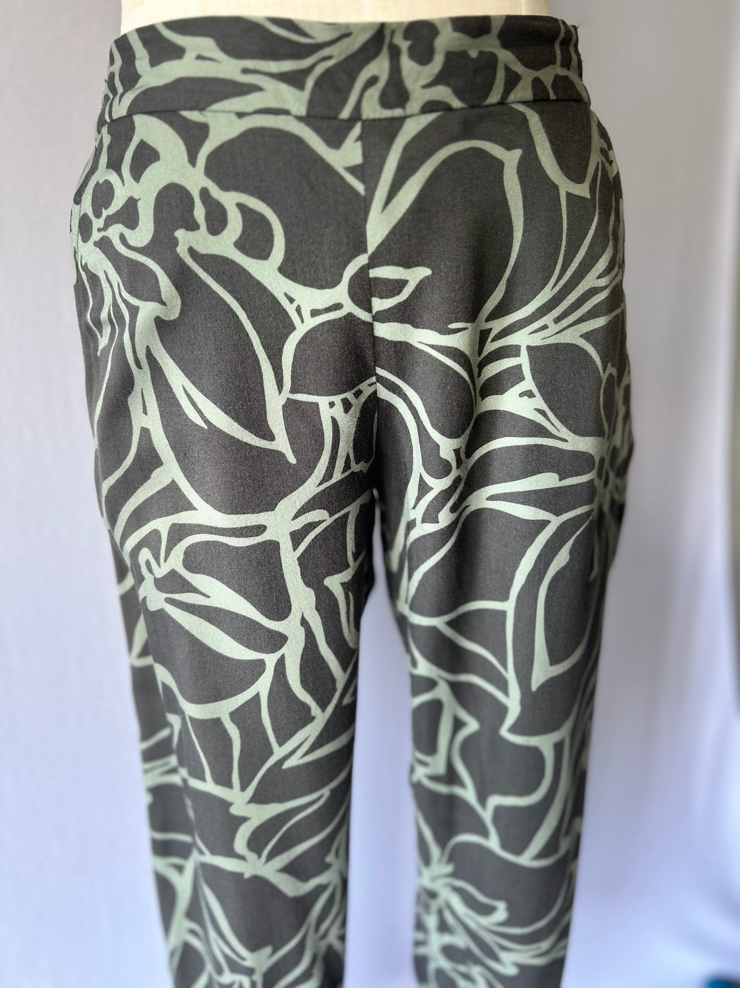 Gap Green Floral Track Pants – Size XS, Viscose