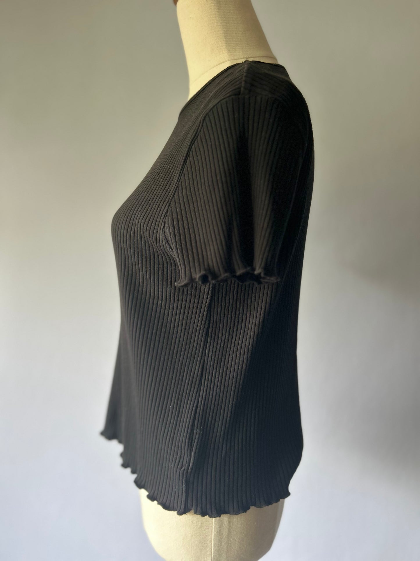 Black Cropped Top – Size L, Cotton Blend