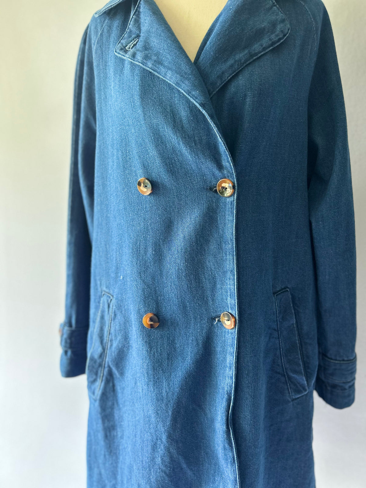 Zara Double-Breasted Denim Trench Coat – Fits Women’s M