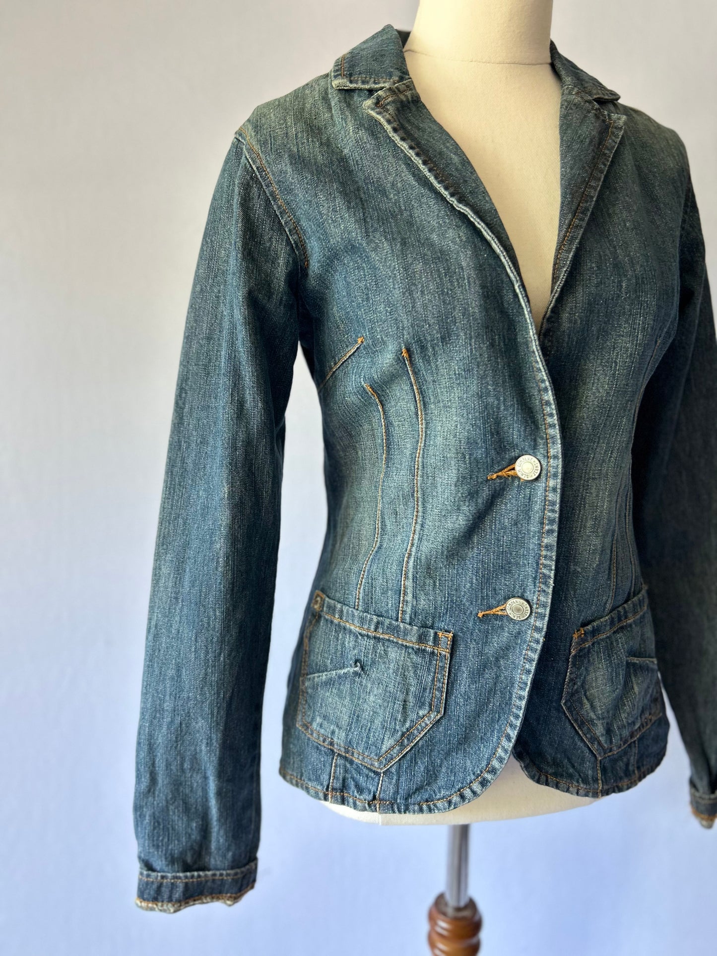 Chic & Tailored Cotton Denim Blazer - Short Fit (Size 8 / EUR 36)