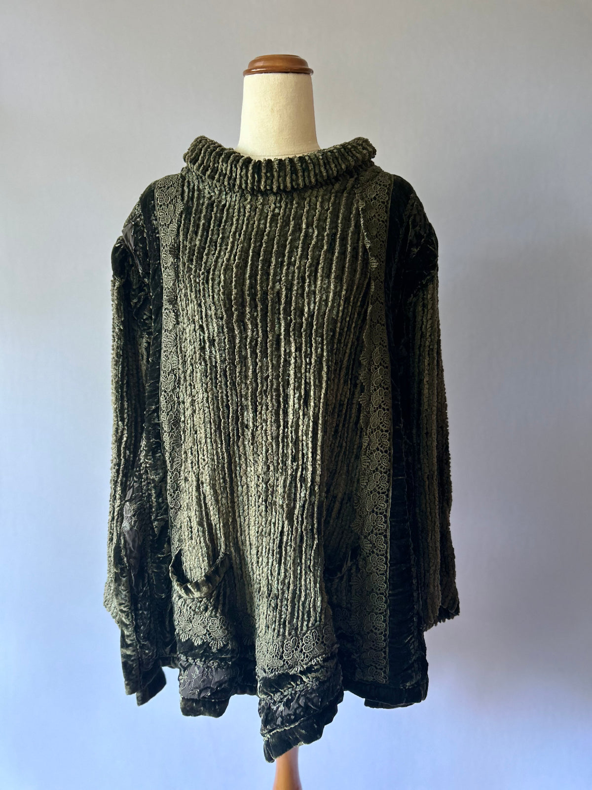 Vintage Olive Velvet & Lace Panel Shoulder Pad Tunic Top - Size 10
