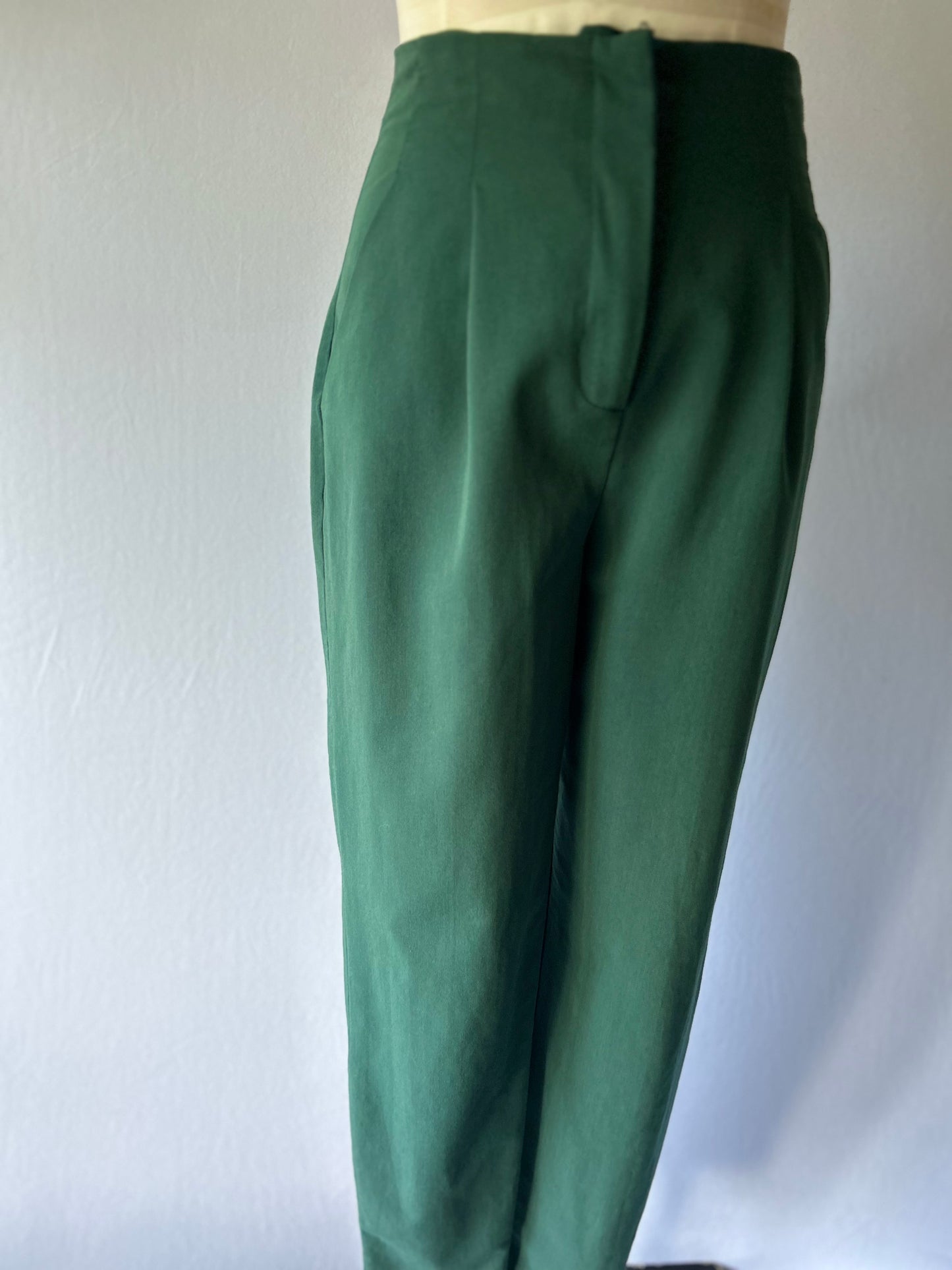 High-Waisted Green Trousers – Size UK 8 / EU 36 / US 4