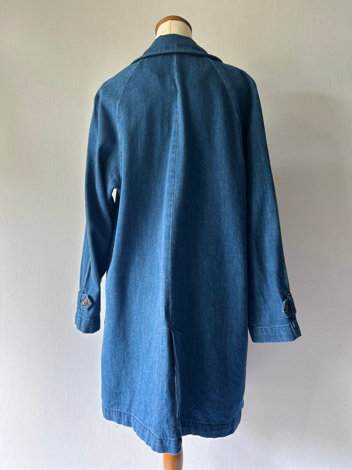 Zara Double-Breasted Denim Trench Coat – Fits Women’s M