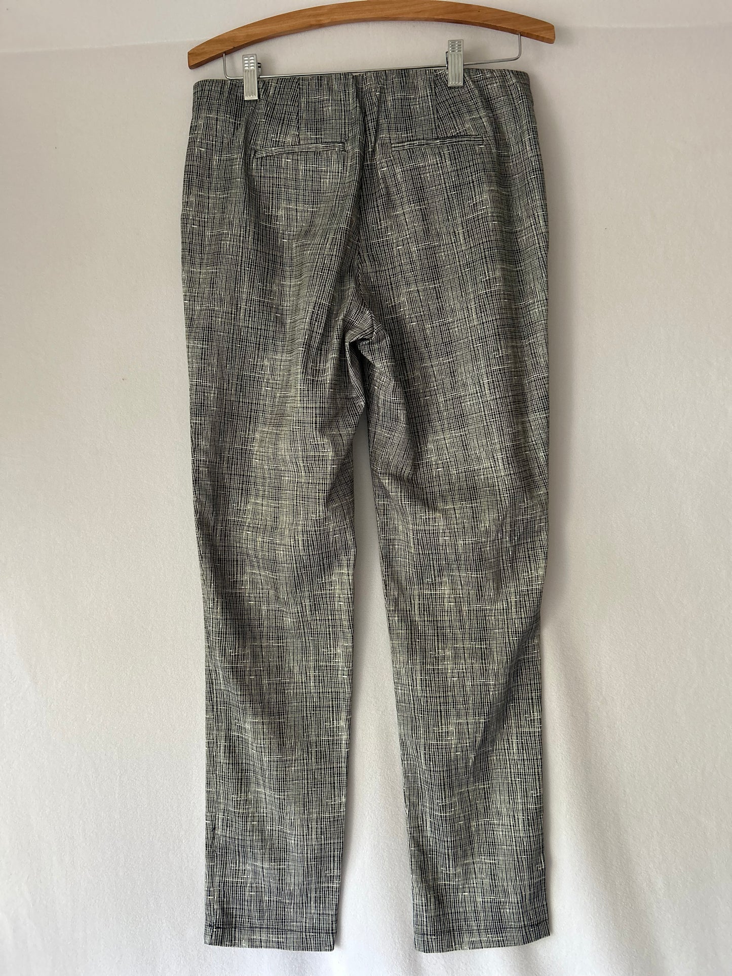 Monochrome Textured Slim-Fit Trousers – Size 12