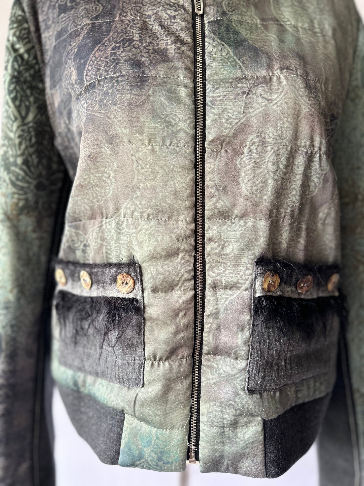 French-Designed Quilted Paisley Jacket – Size 10