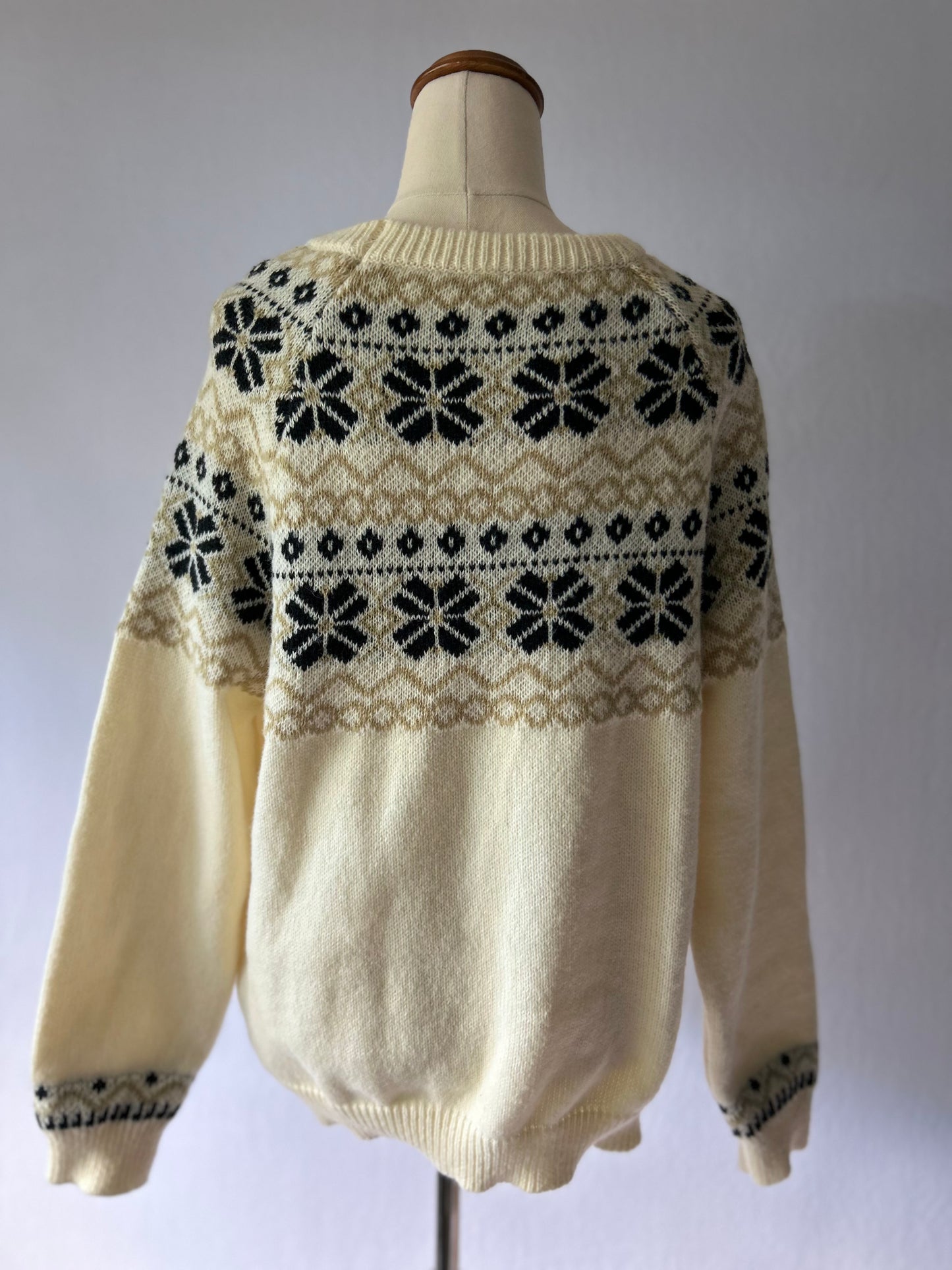 Fair Isle Sweater – Size M, Polyester