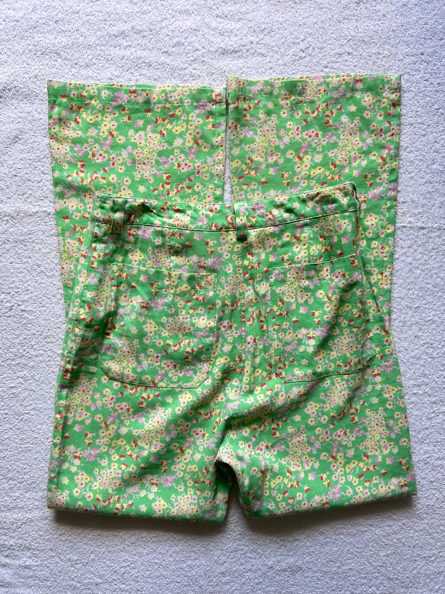 Rolla’s Flare Floral Green Pants – Size 12 / L